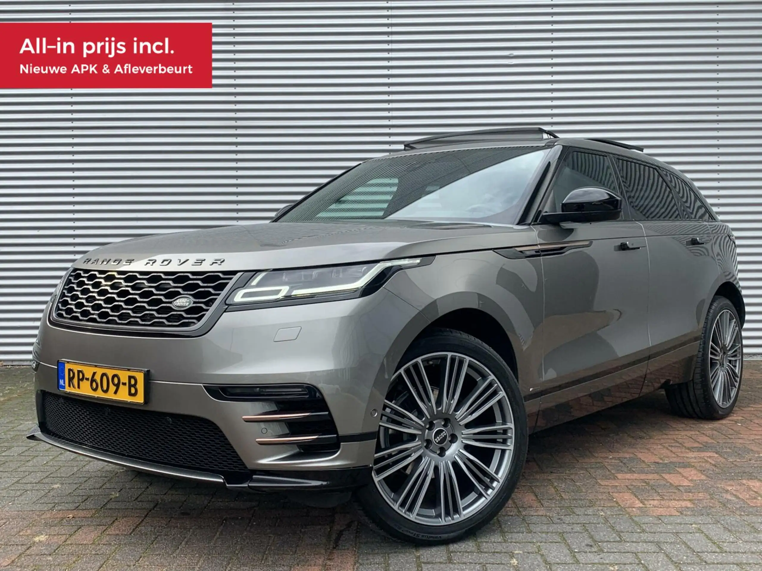 Land Rover - Range Rover Velar