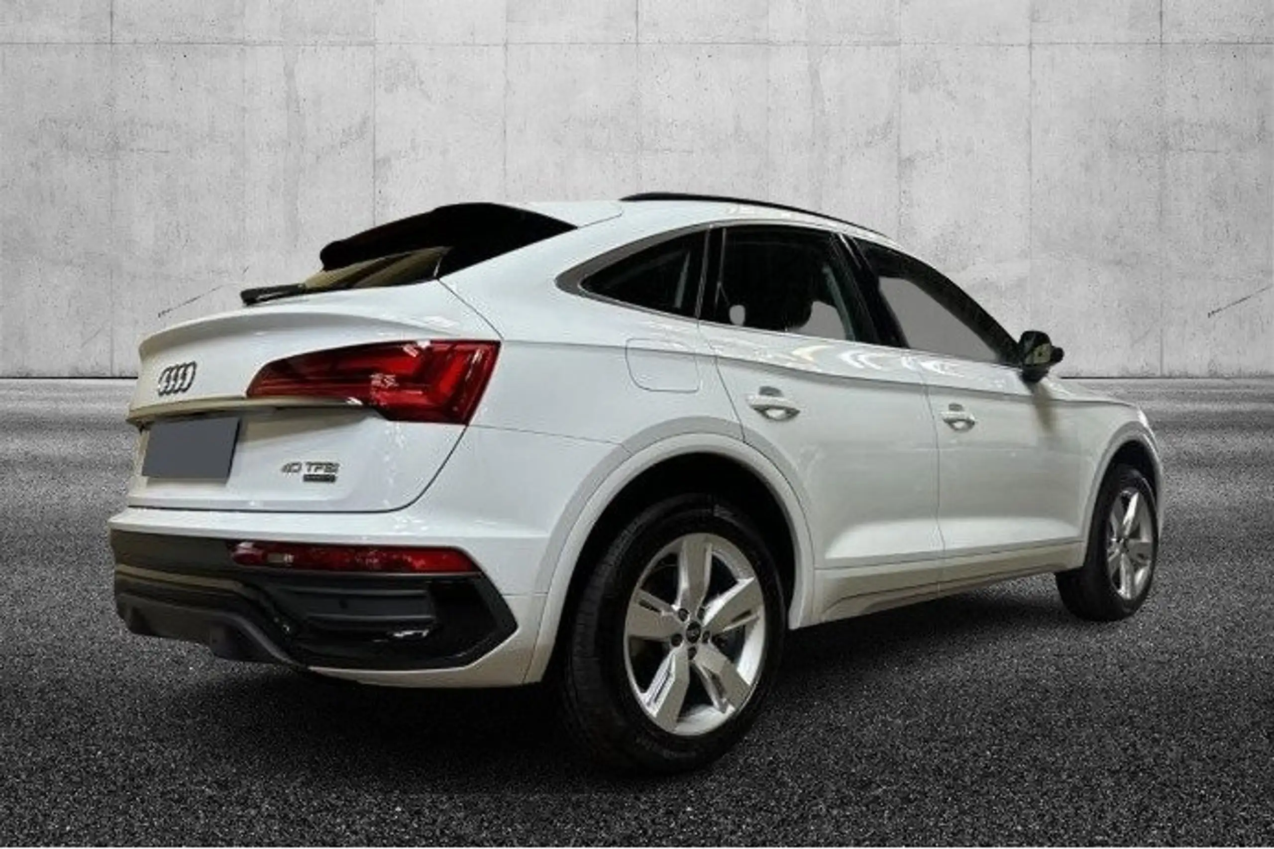 Audi - Q5