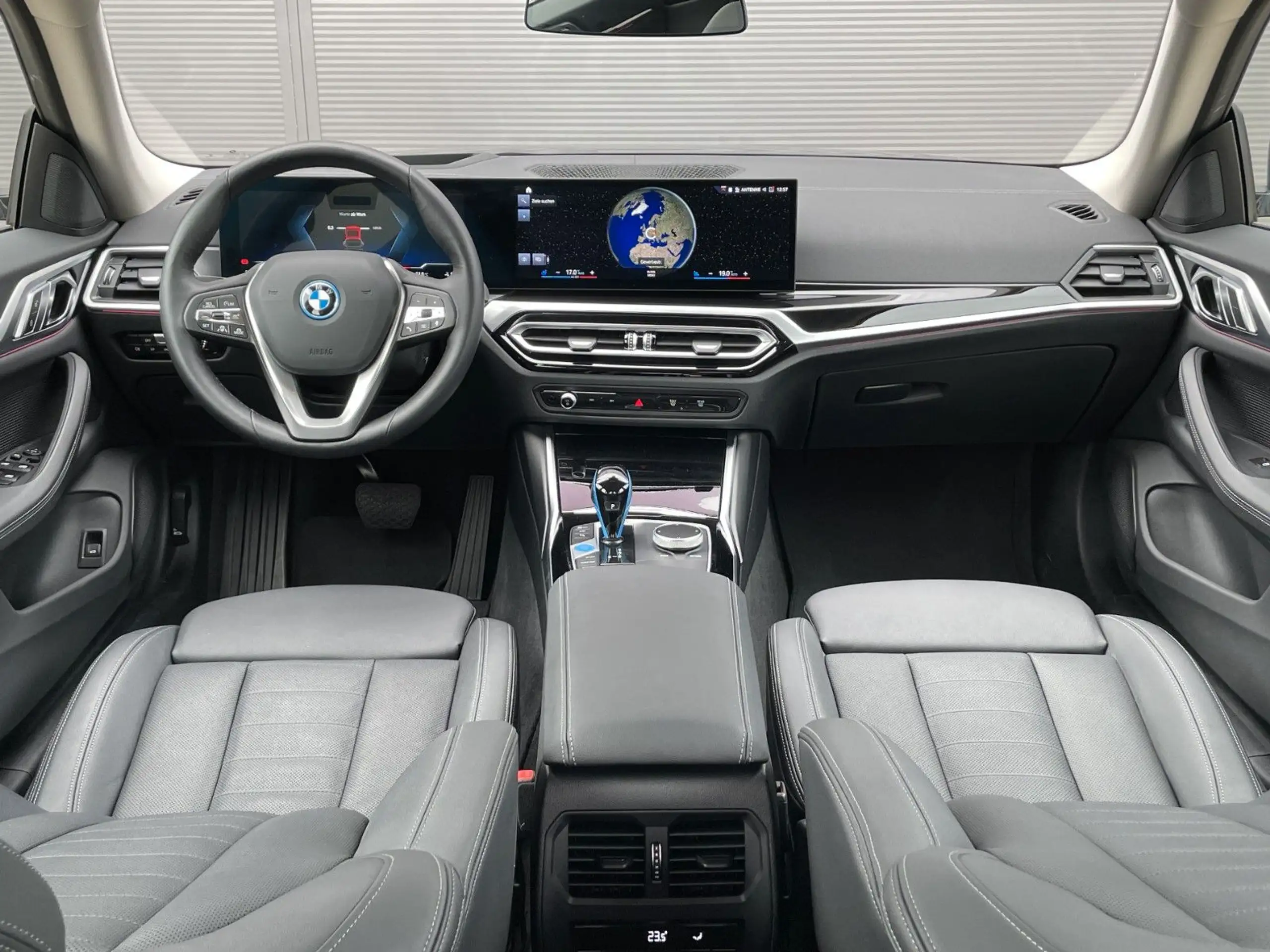 BMW - i4