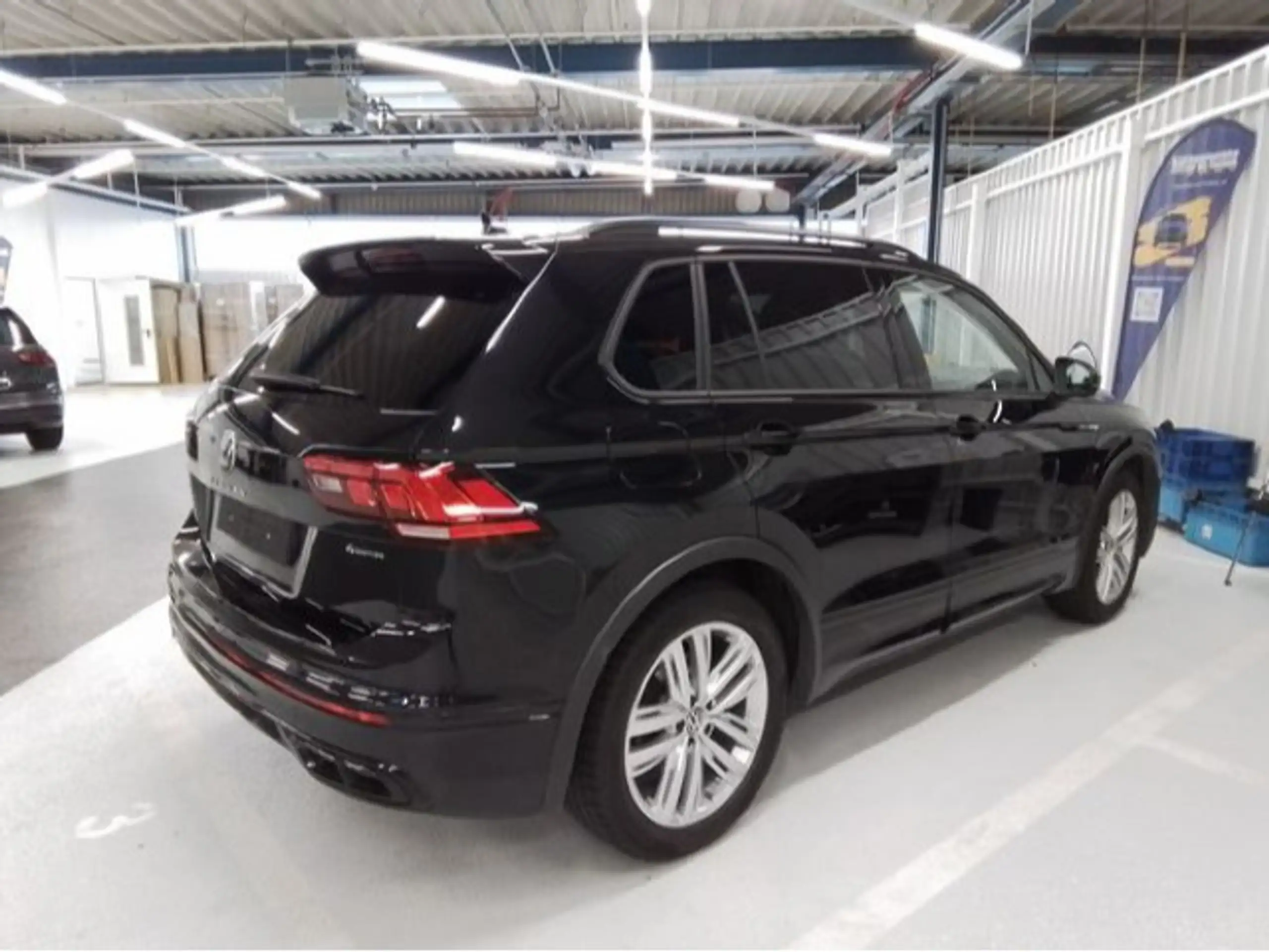 Volkswagen - Tiguan