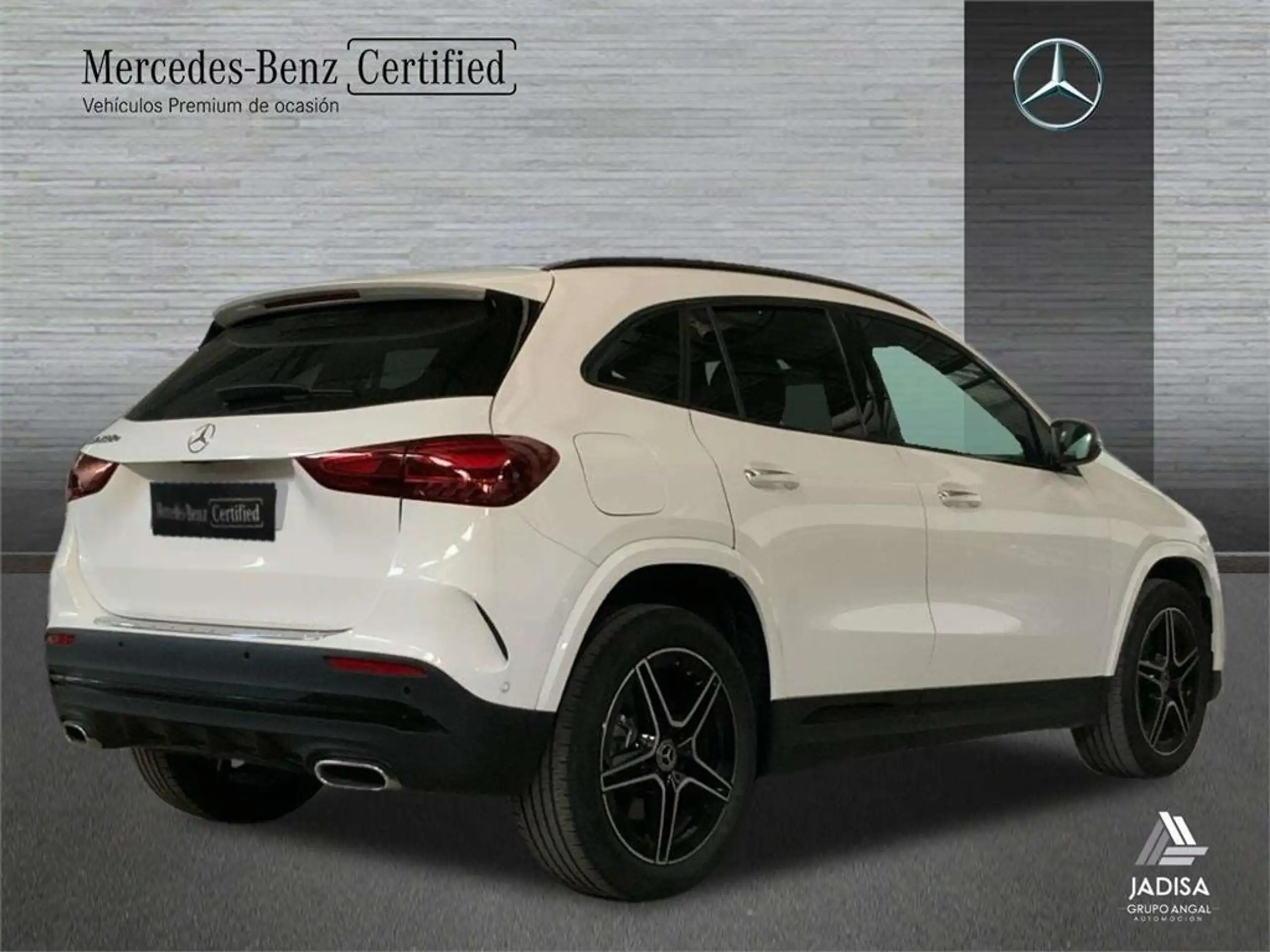 Mercedes-Benz - GLA 250