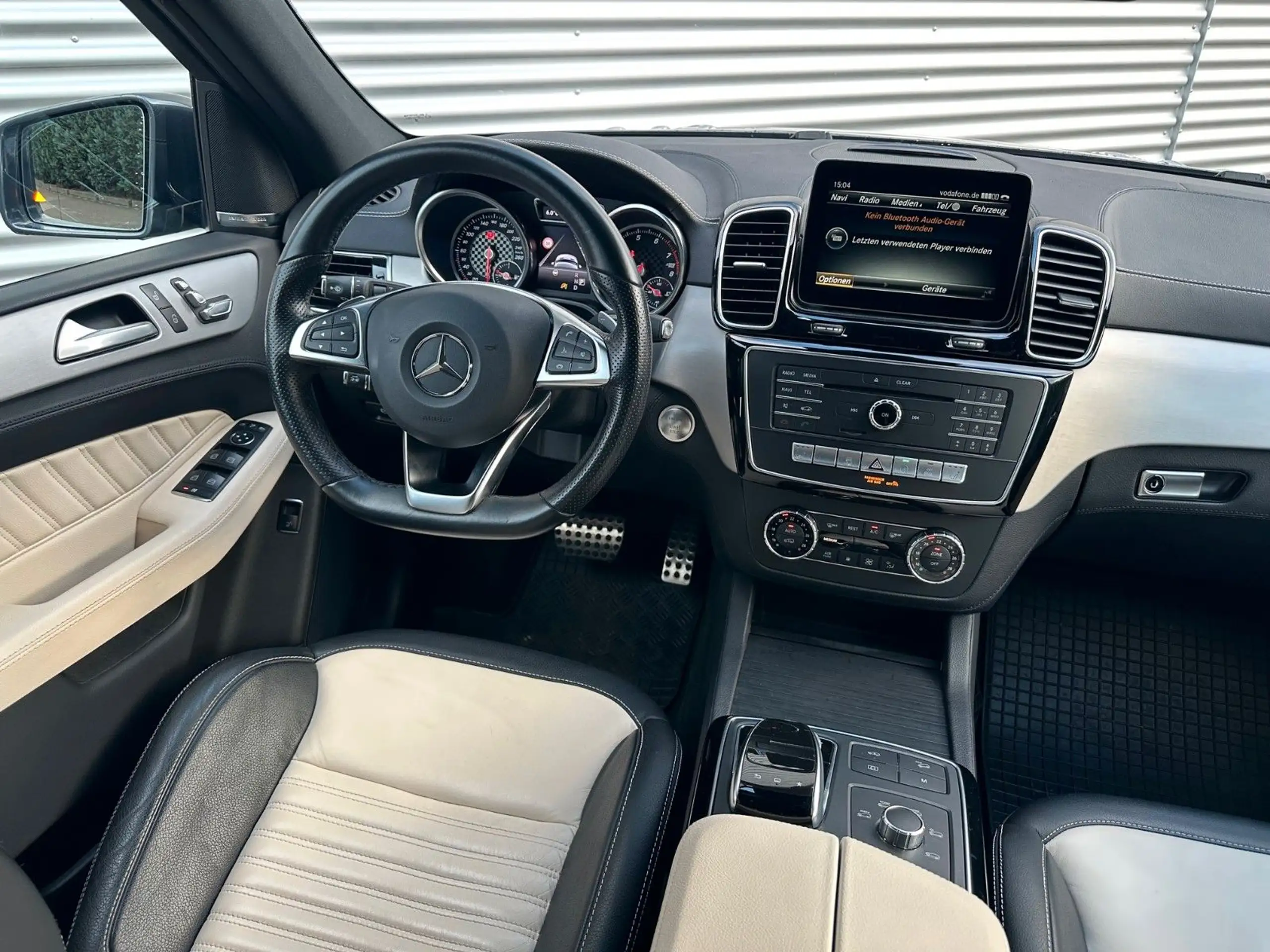 Mercedes-Benz - GLE 500