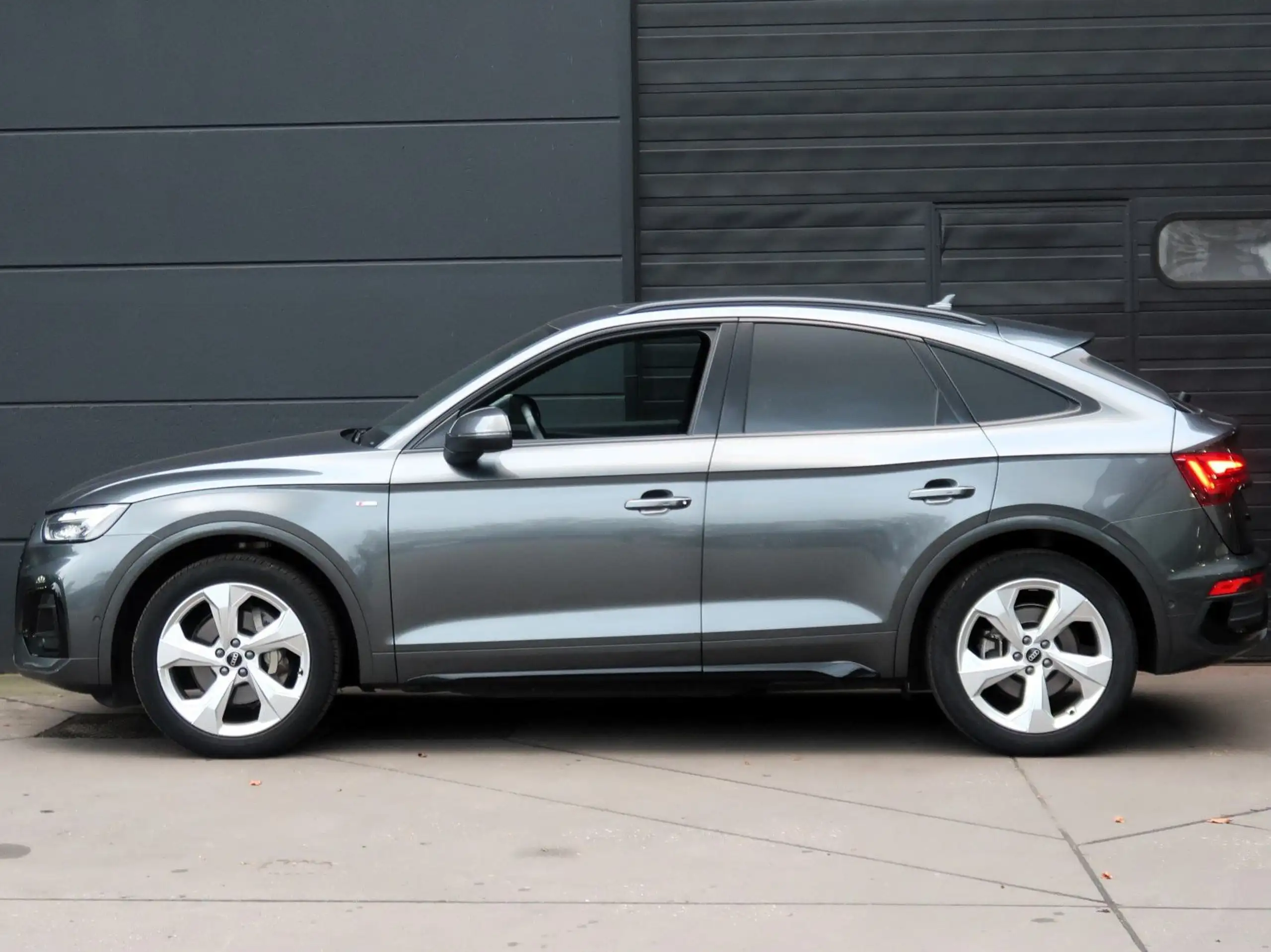 Audi - Q5