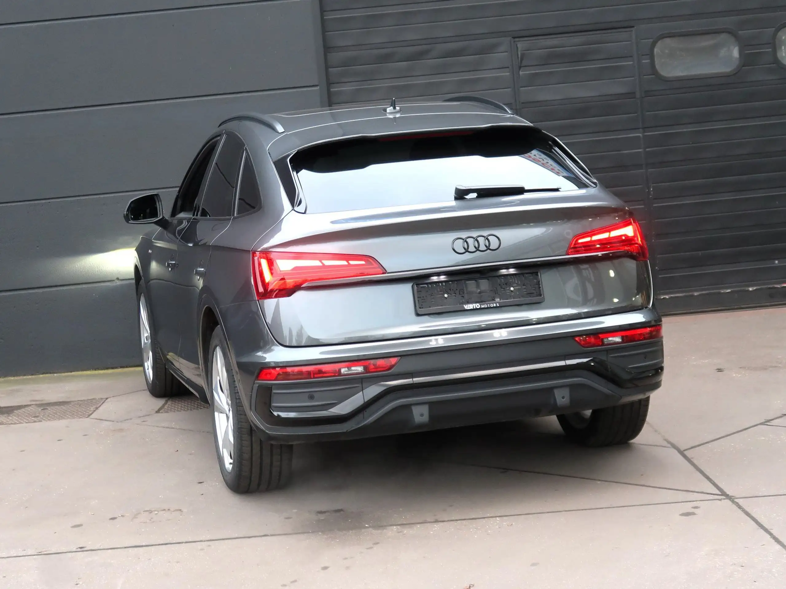 Audi - Q5