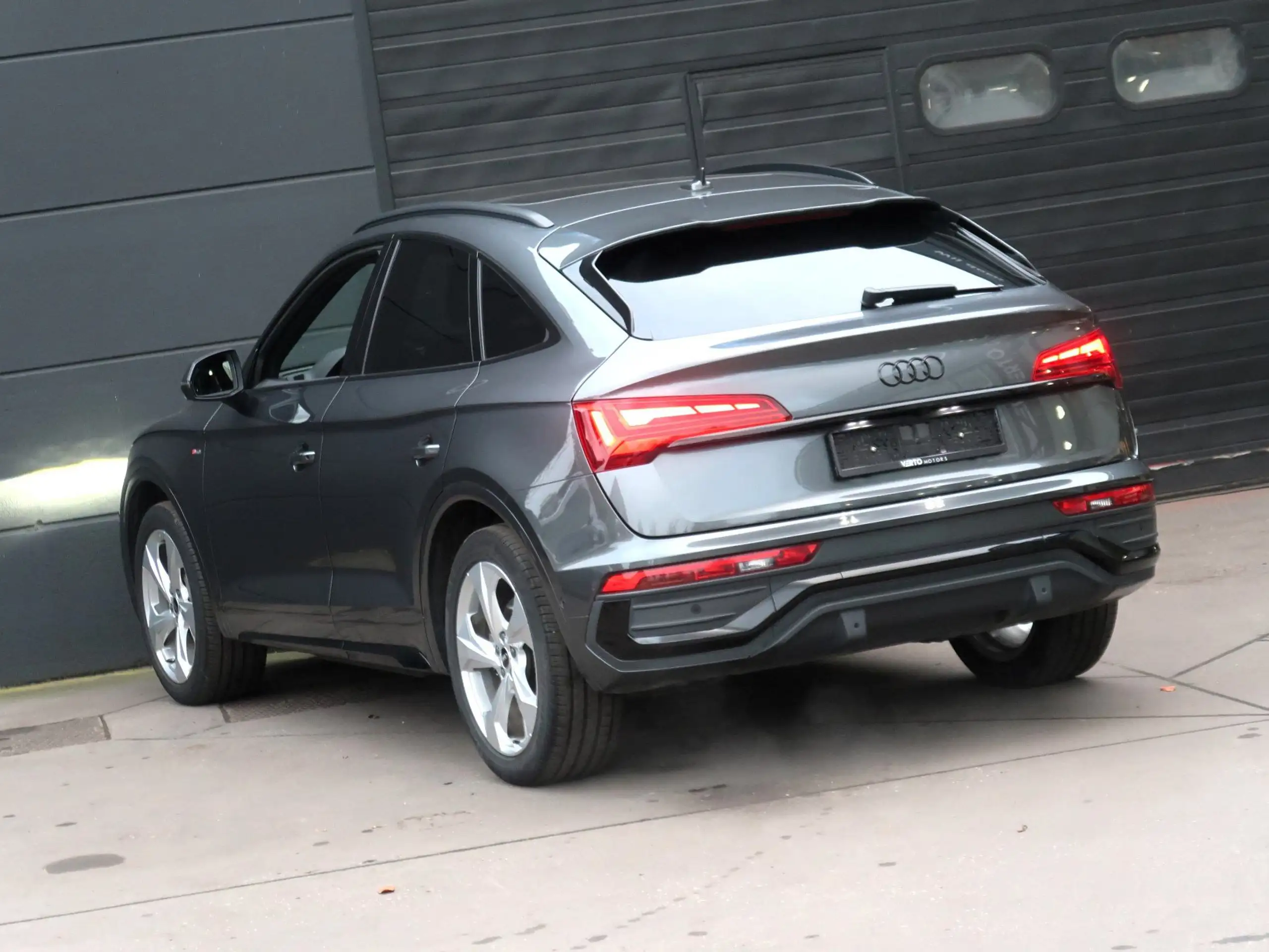 Audi - Q5