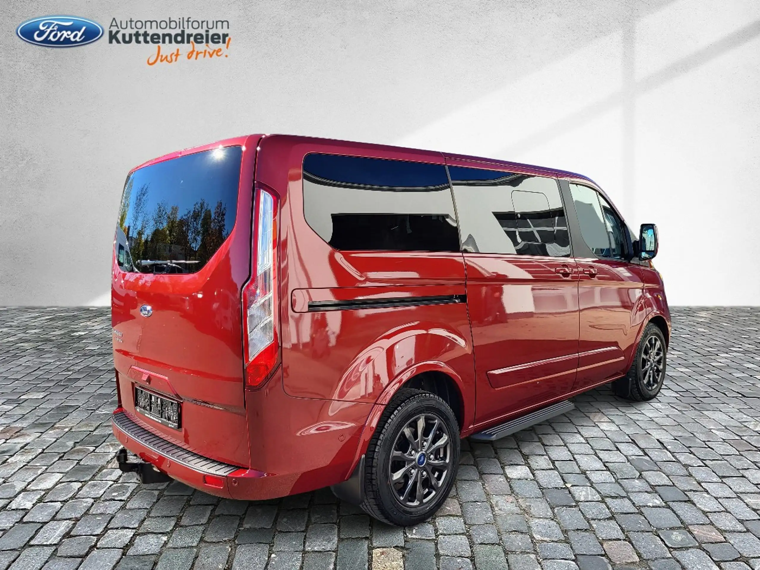 Ford - Tourneo Custom