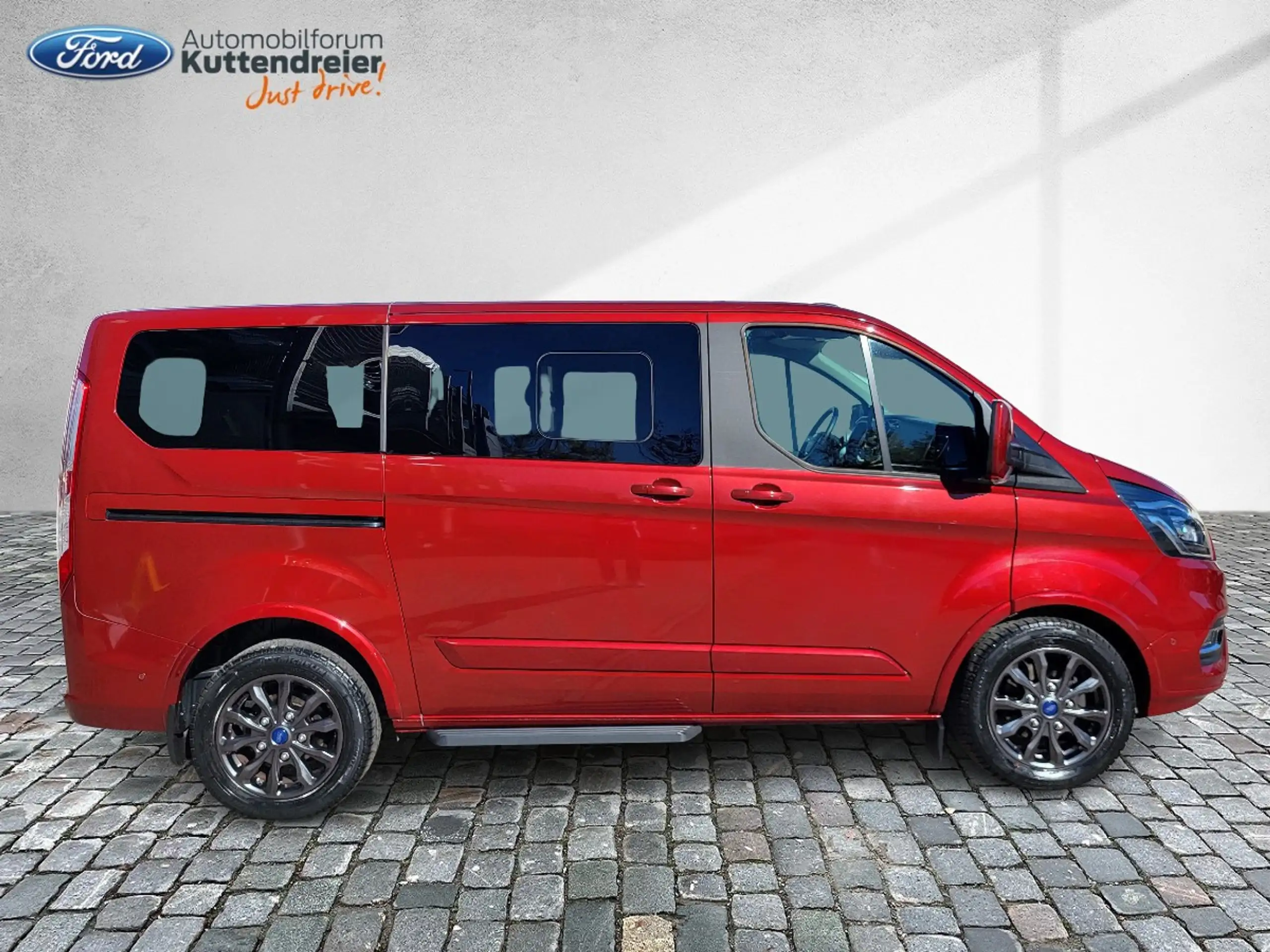 Ford - Tourneo Custom