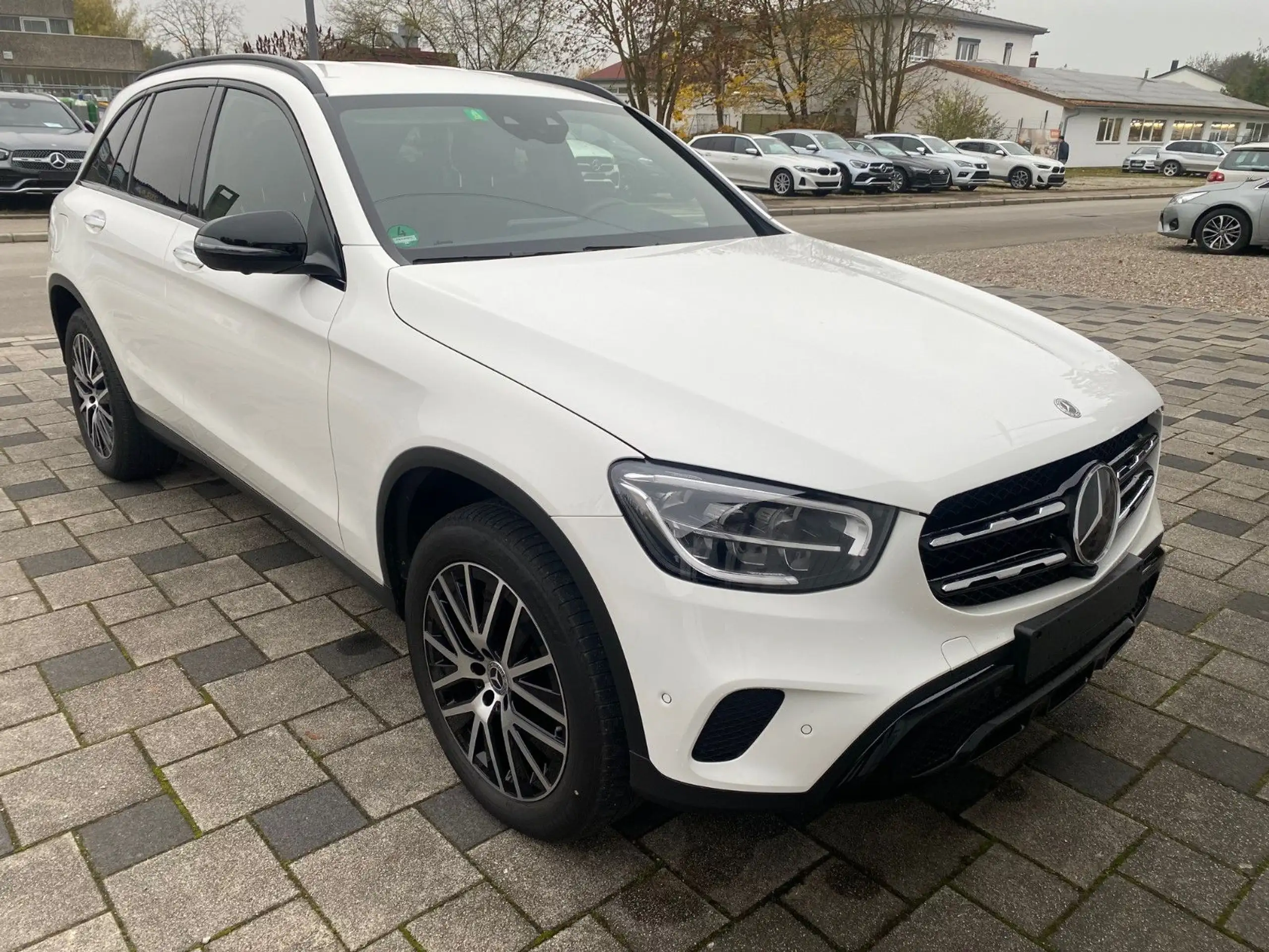 Mercedes-Benz GLC 300 2021