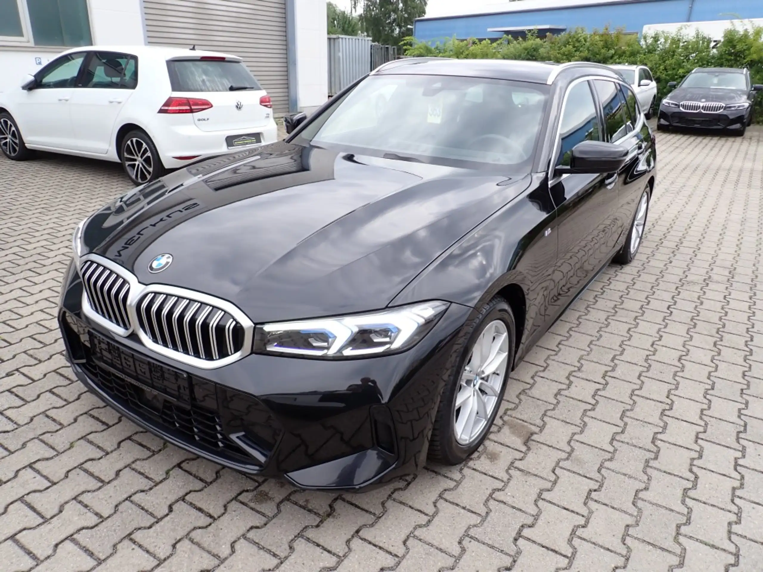 BMW - 330