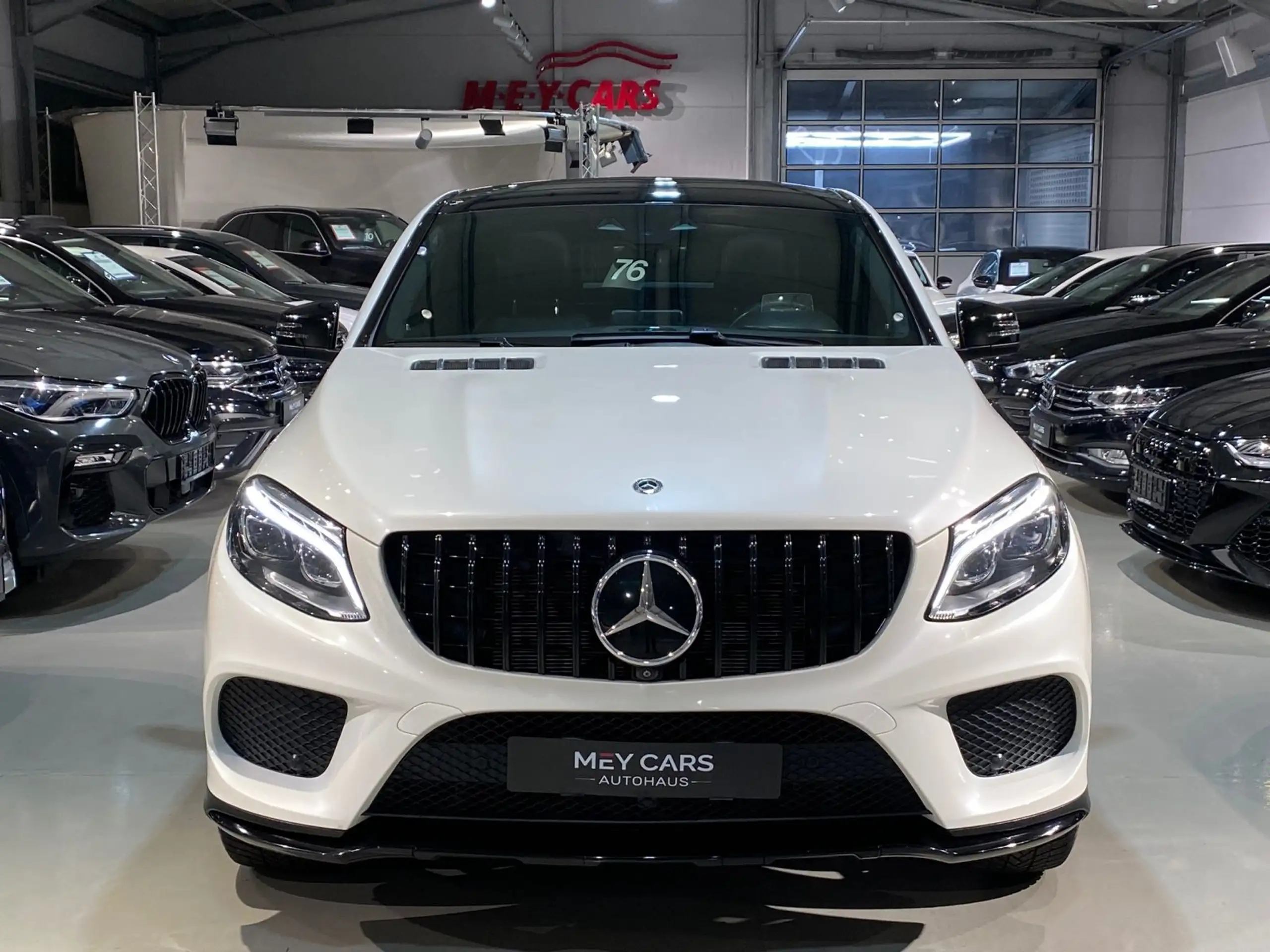 Mercedes-Benz - GLE 400