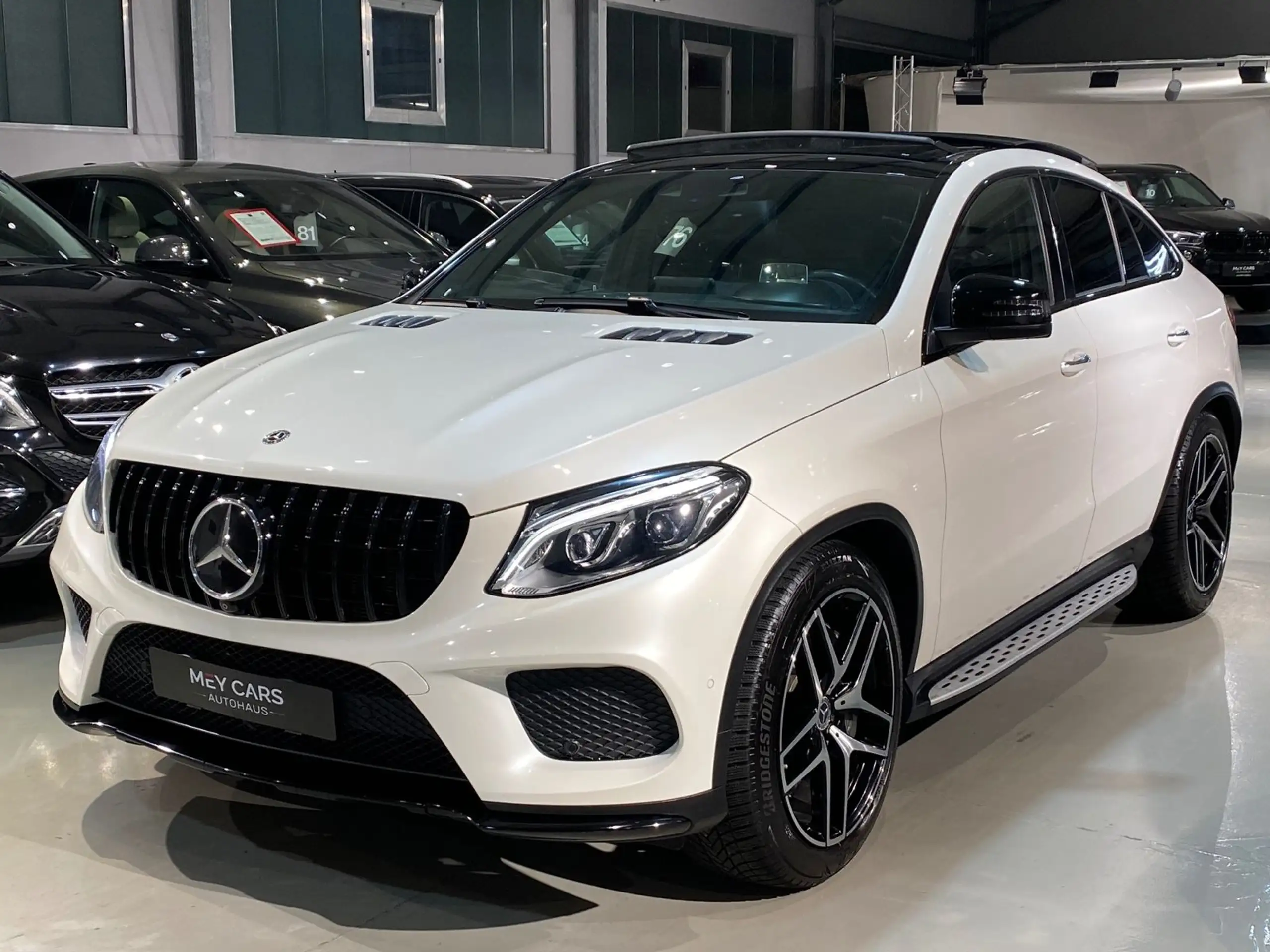 Mercedes-Benz - GLE 400