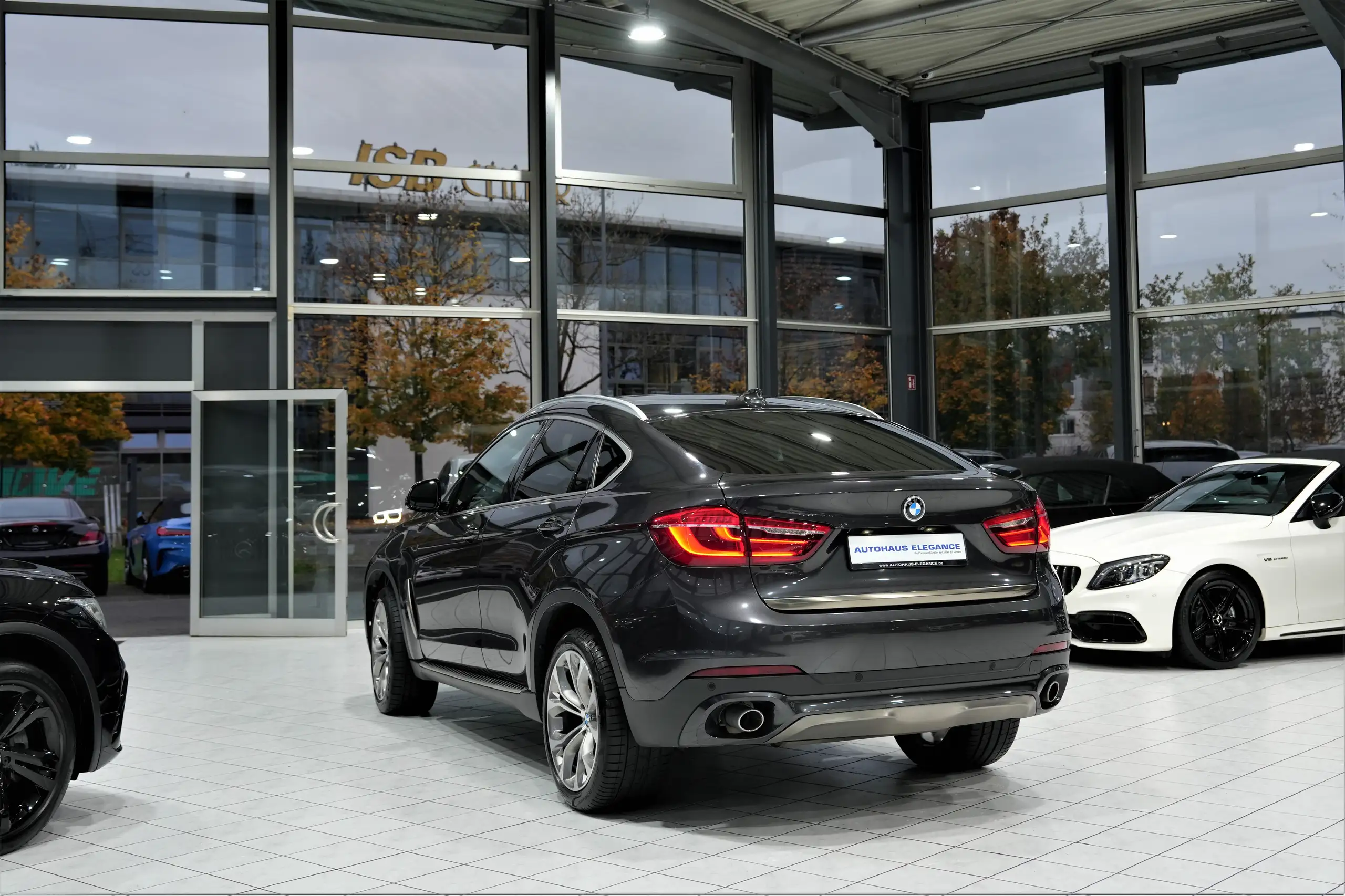 BMW - X6