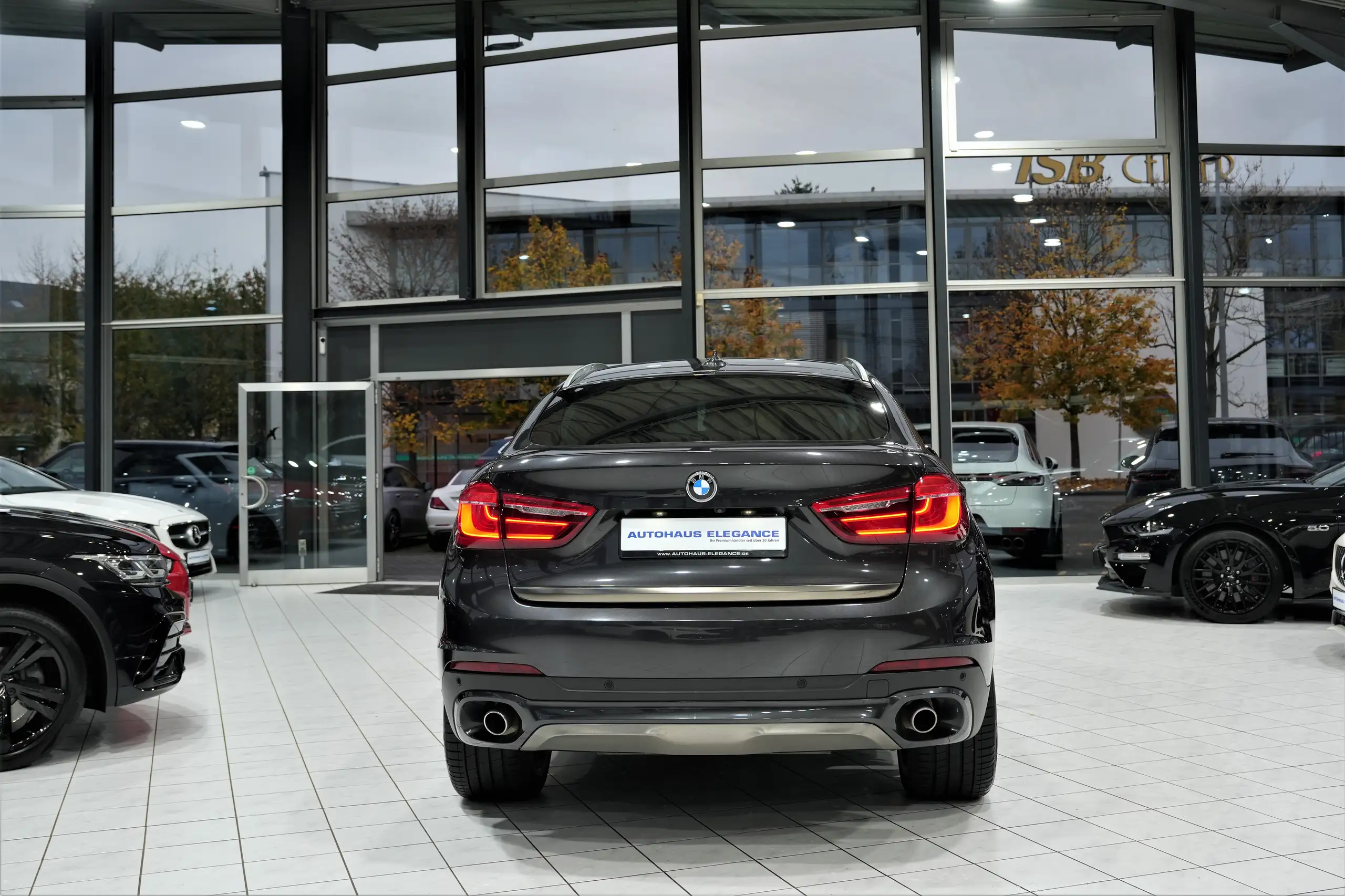 BMW - X6