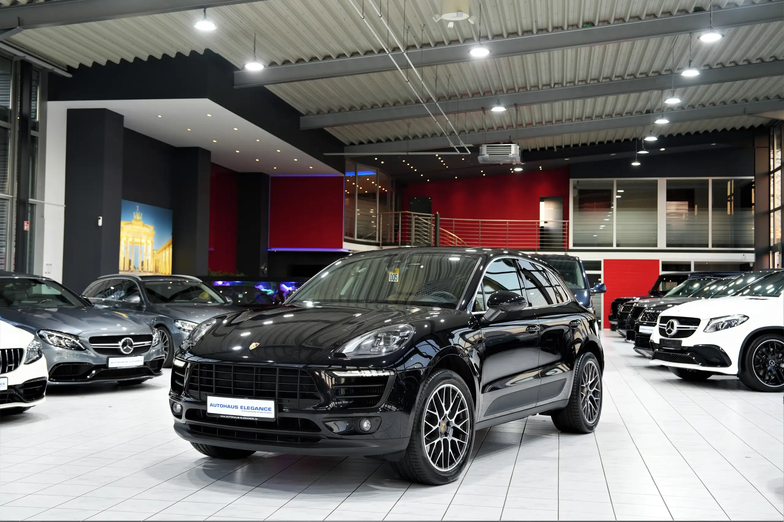 Porsche - Macan