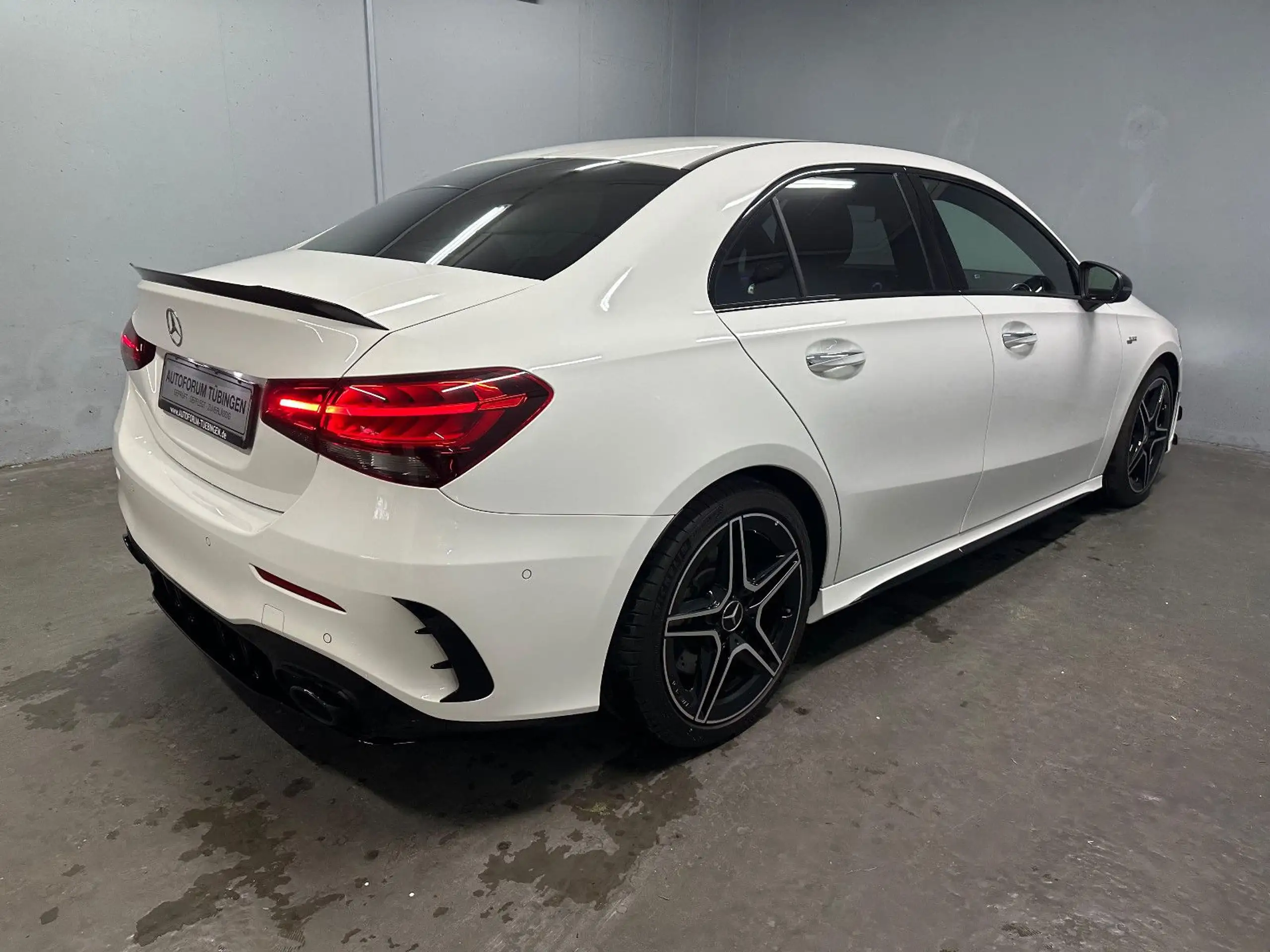 Mercedes-Benz - A 35 AMG