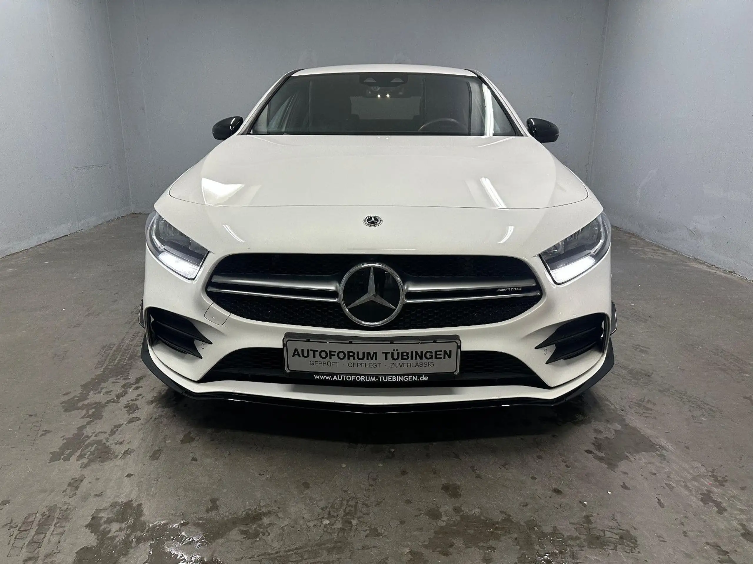 Mercedes-Benz - A 35 AMG