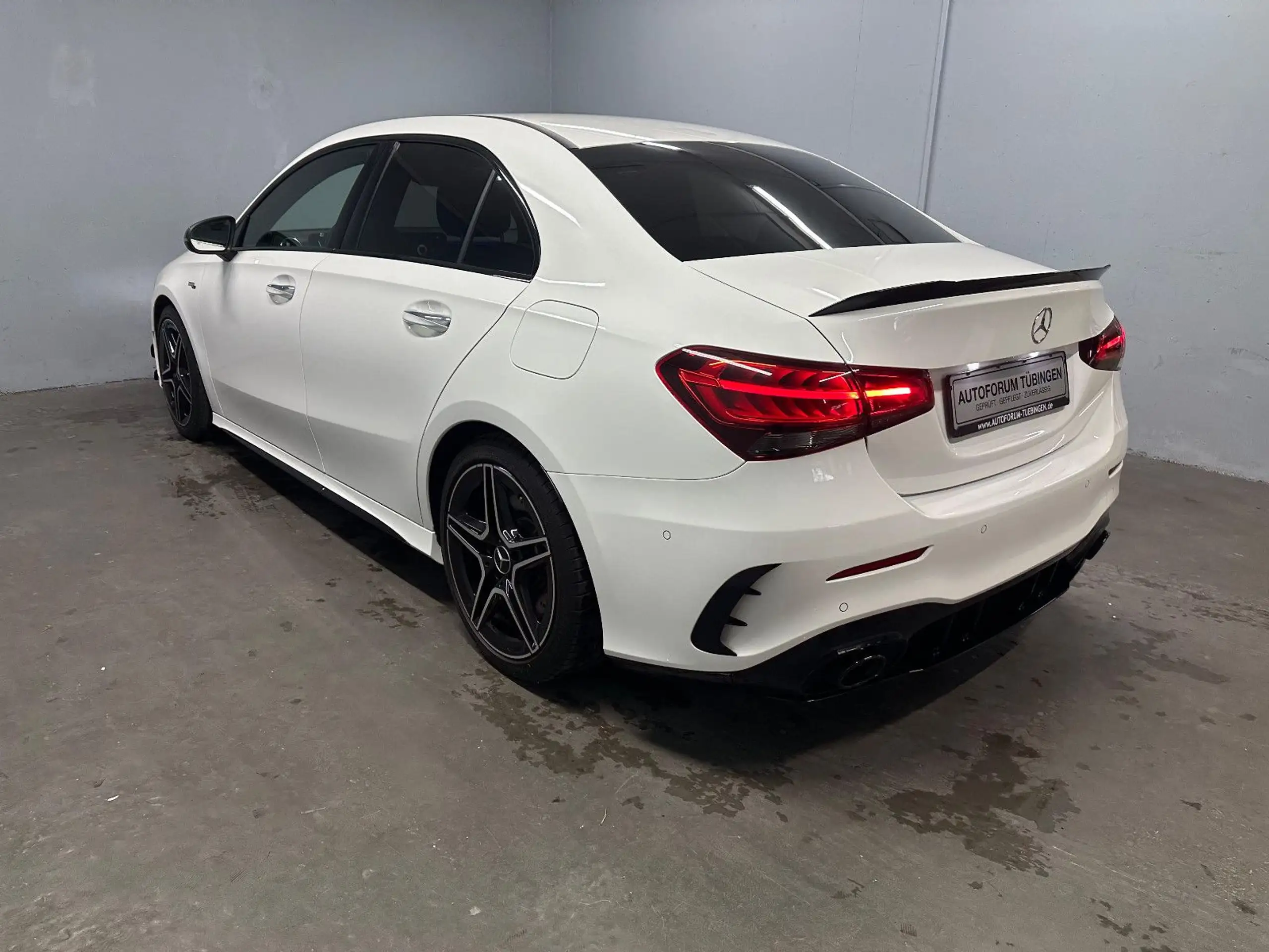 Mercedes-Benz - A 35 AMG