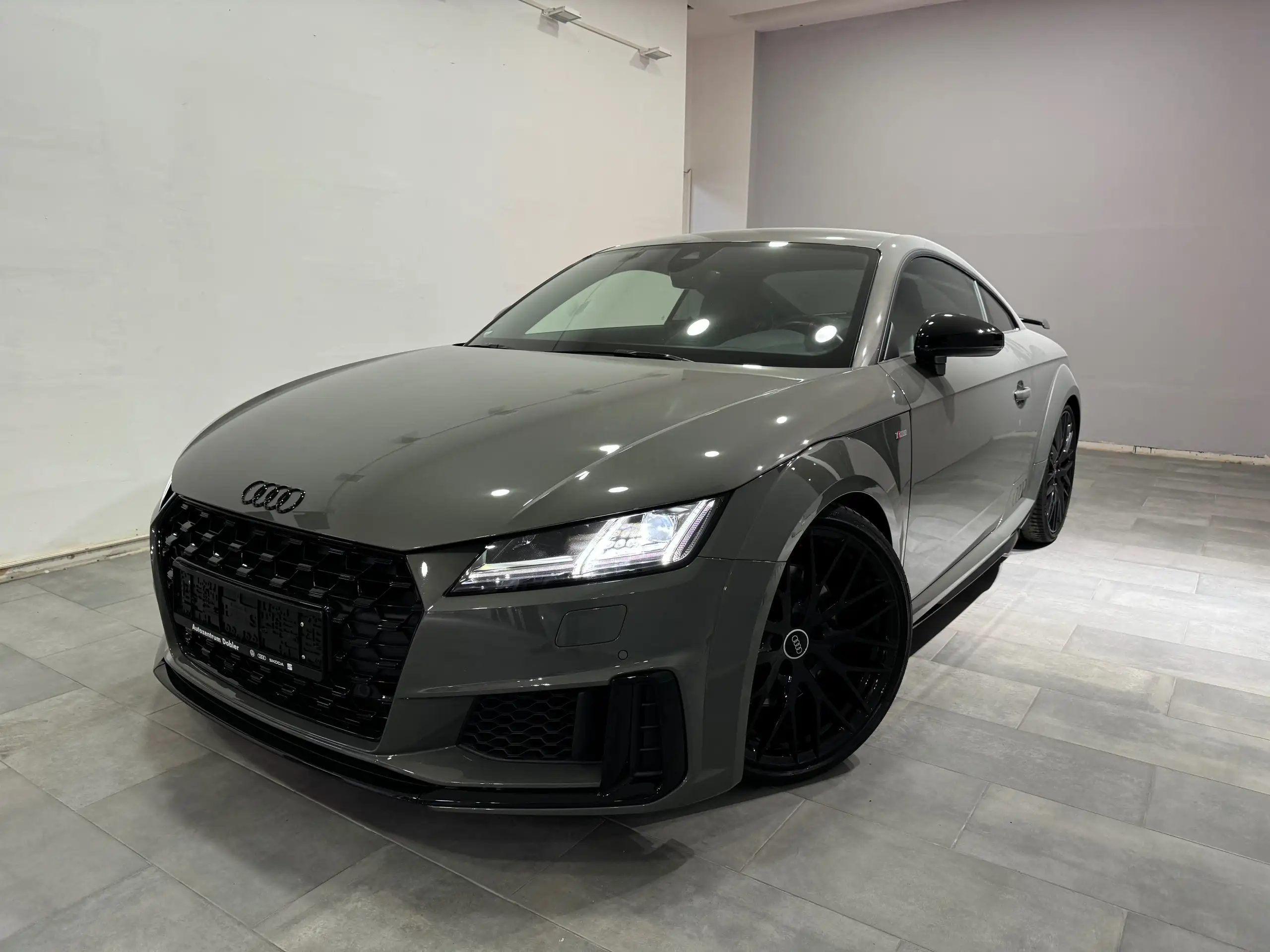 Audi - TT