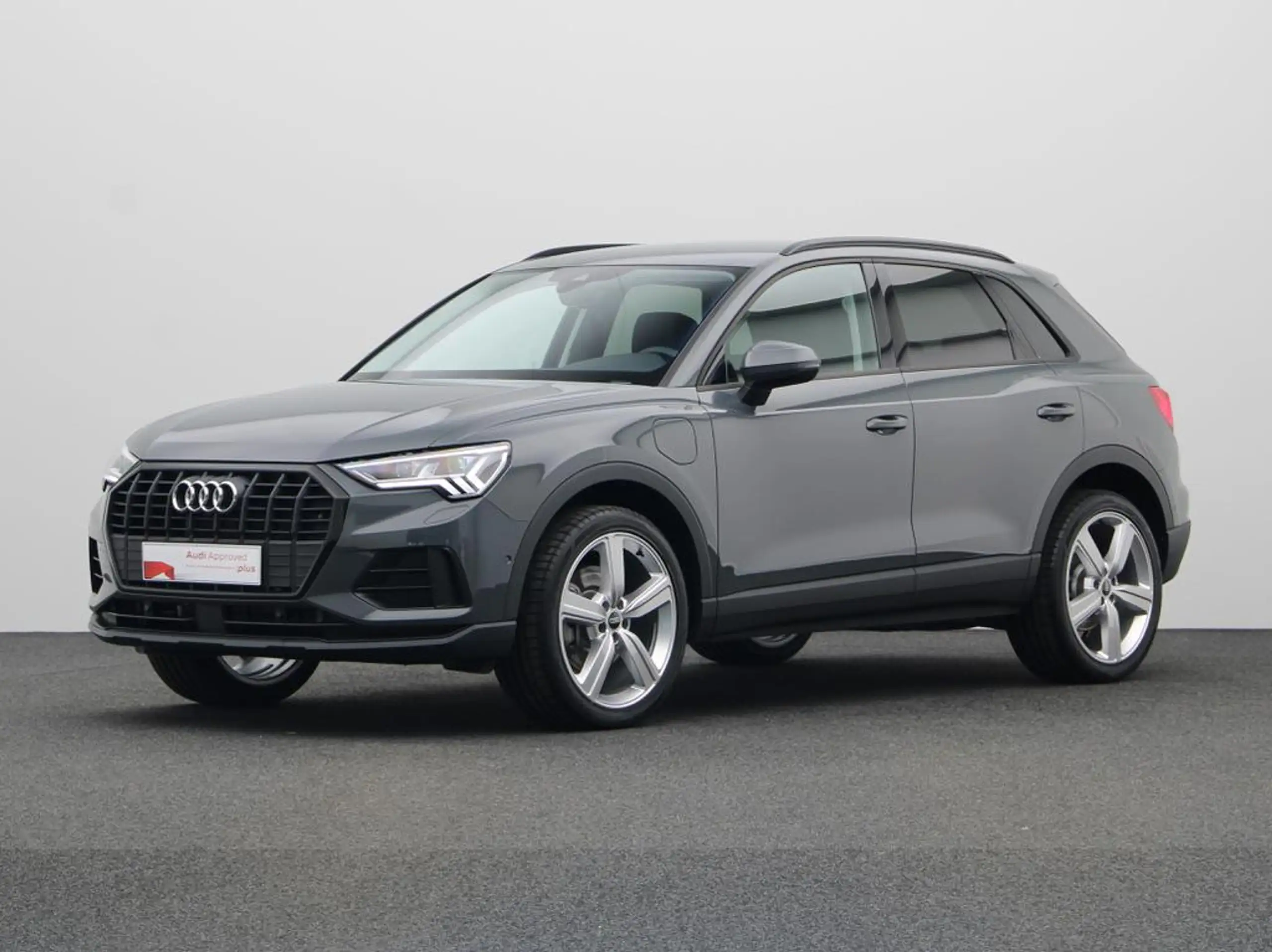 Audi - Q3