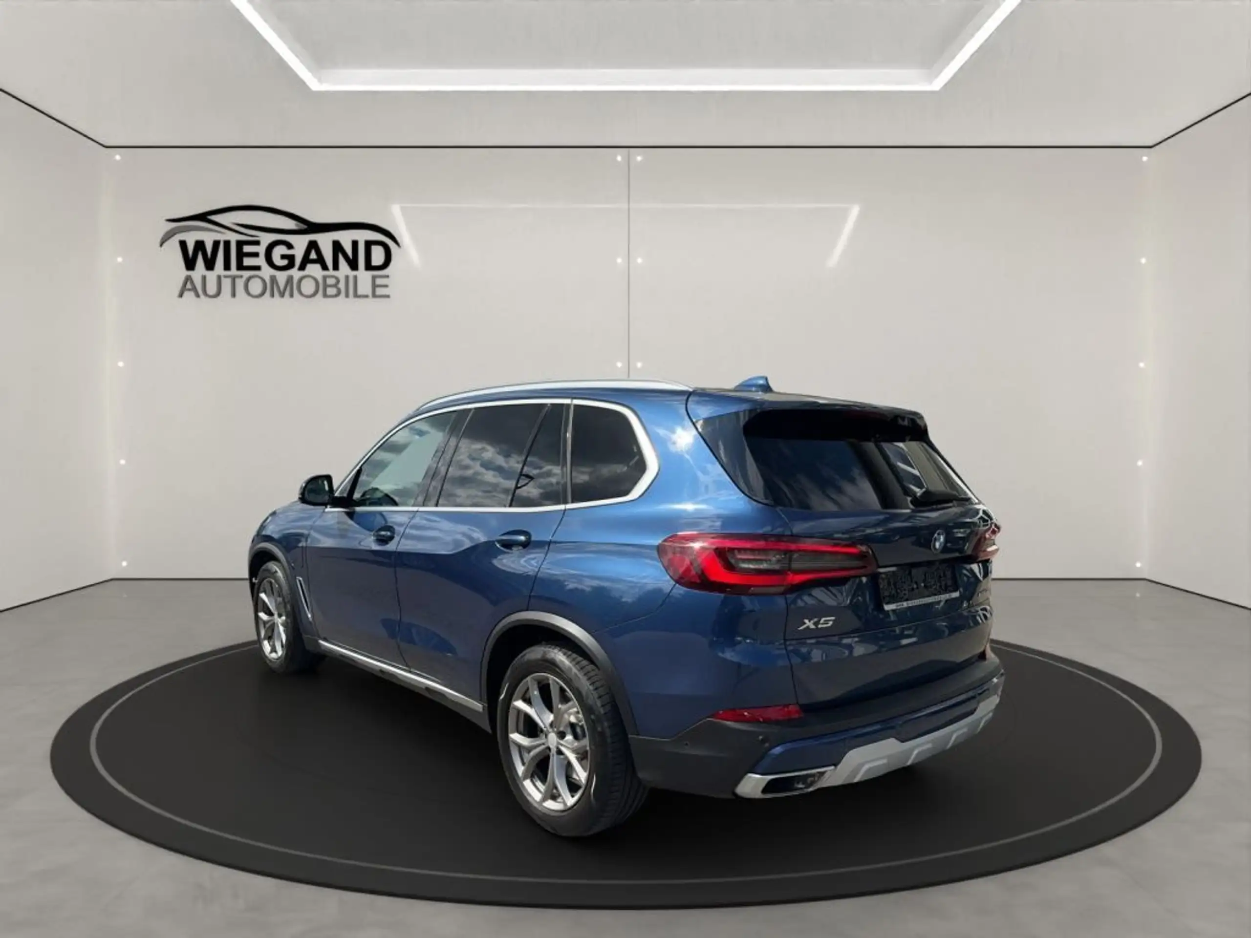 BMW - X5