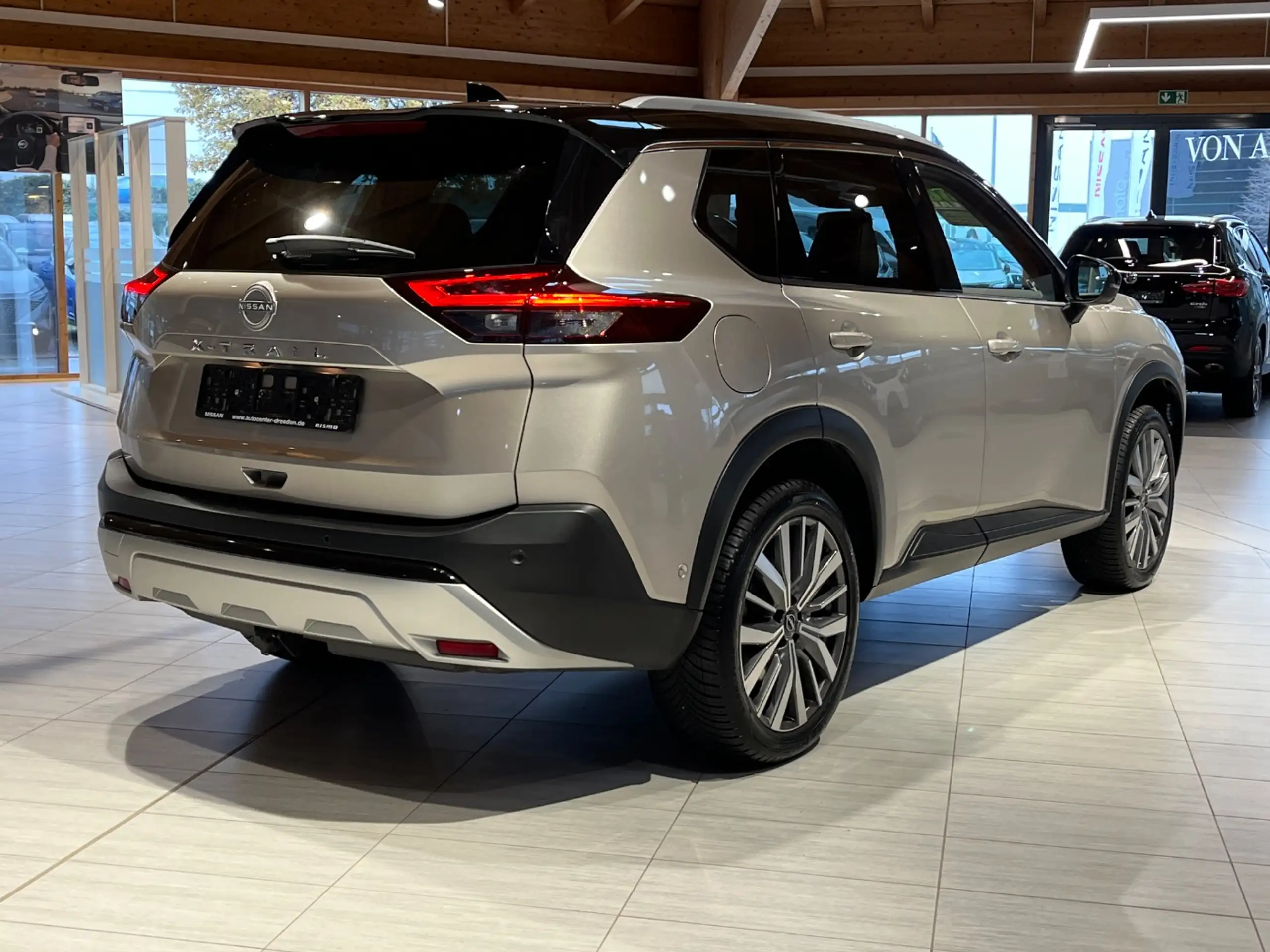 Nissan - X-Trail