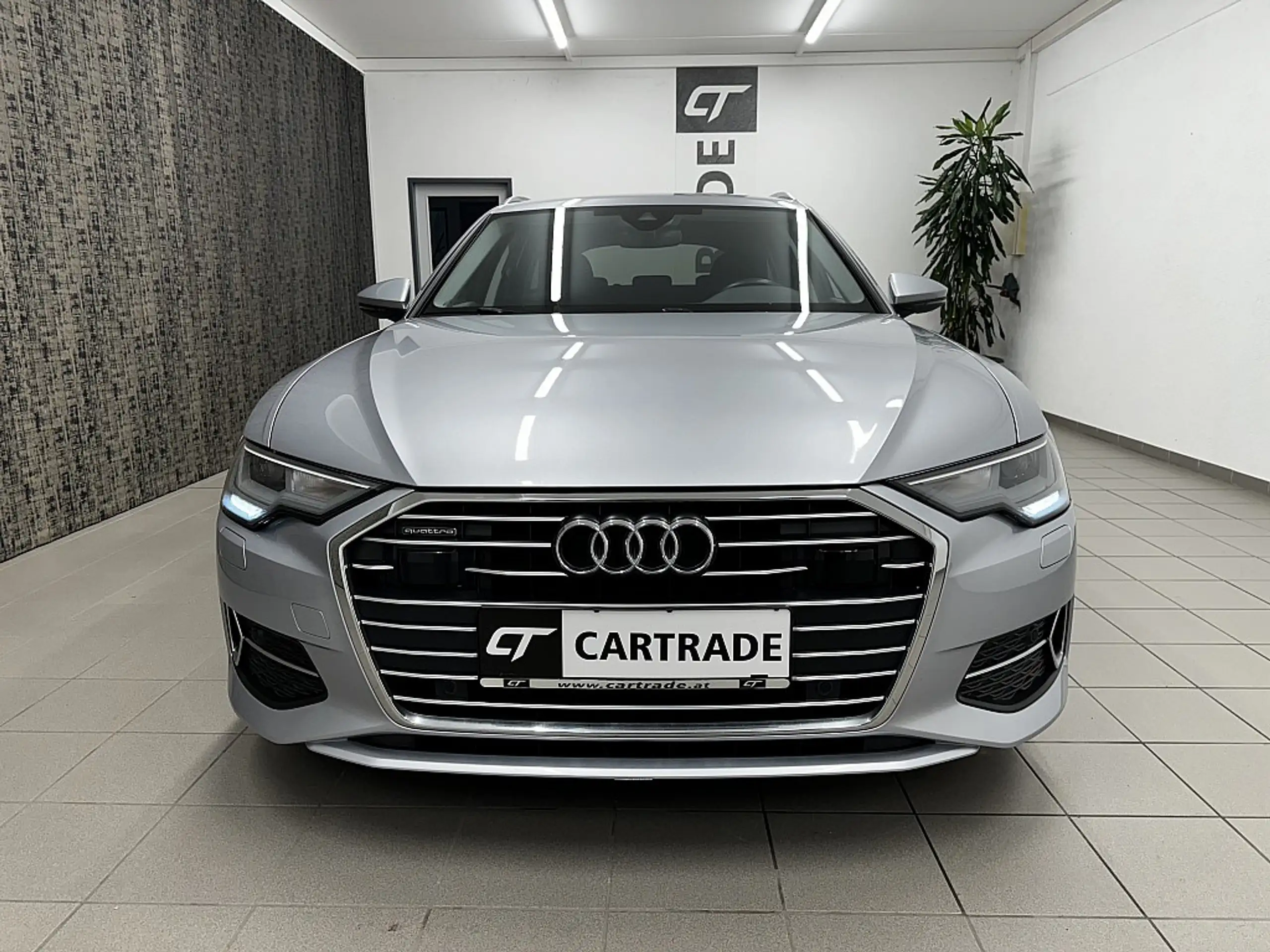 Audi - A6