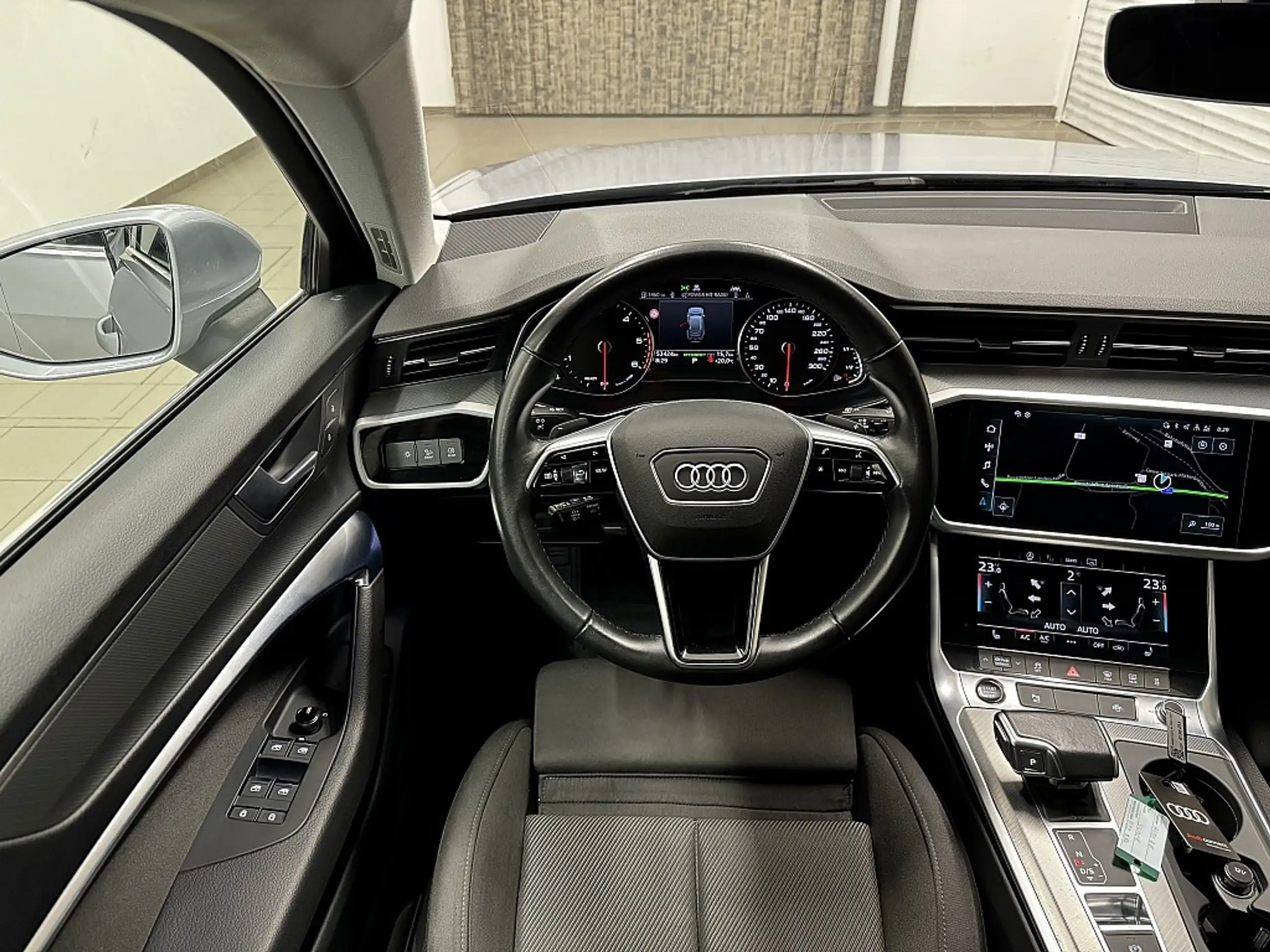 Audi - A6