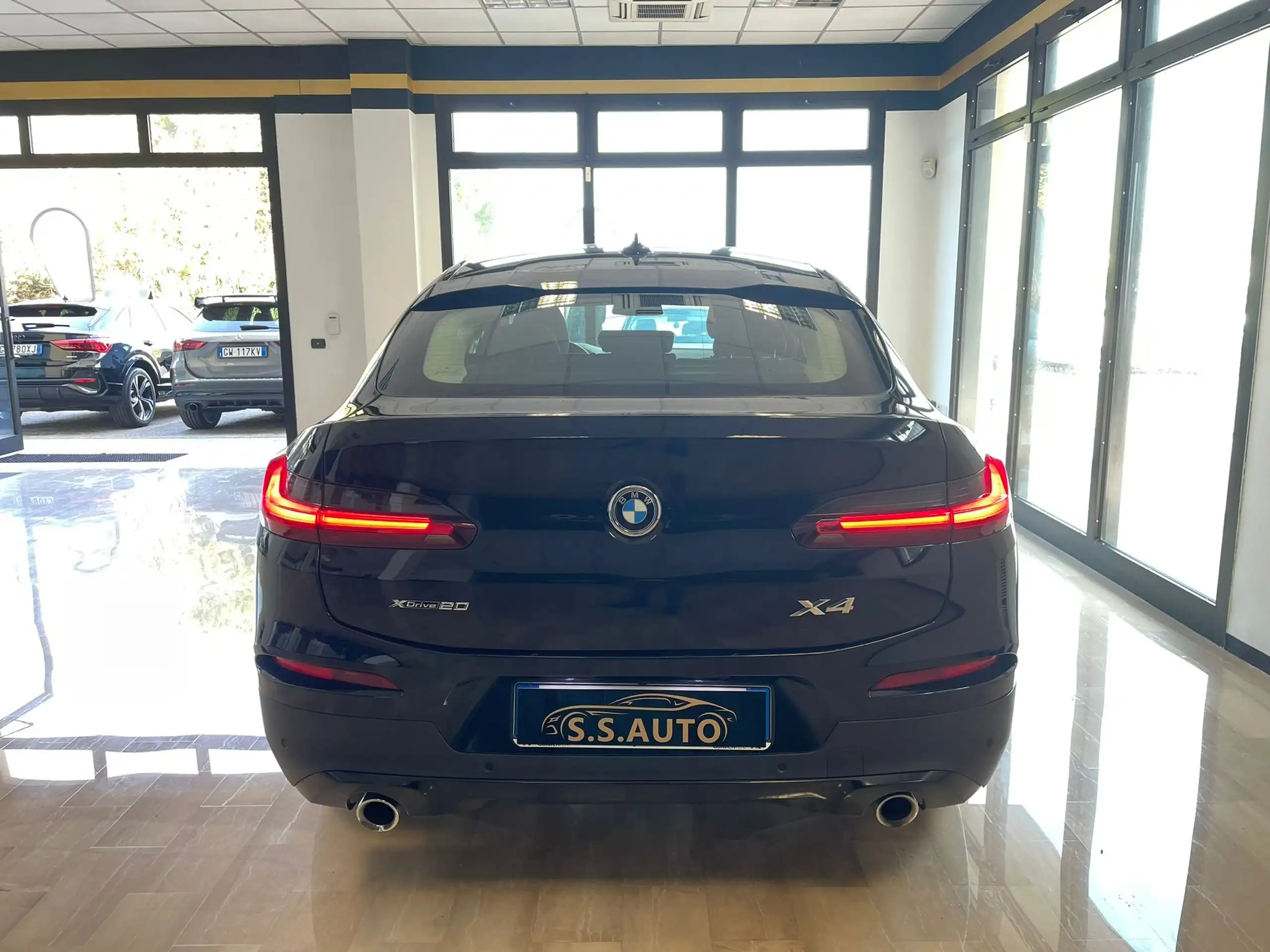 BMW - X4