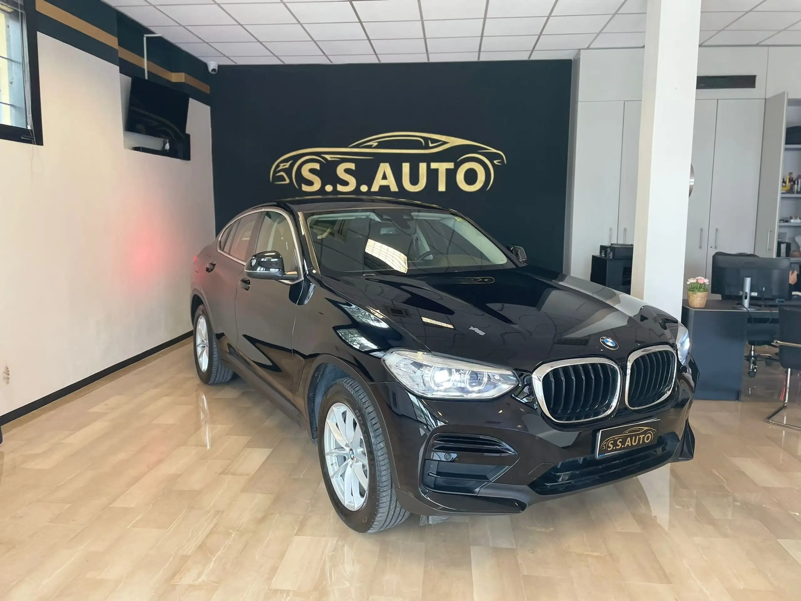 BMW - X4