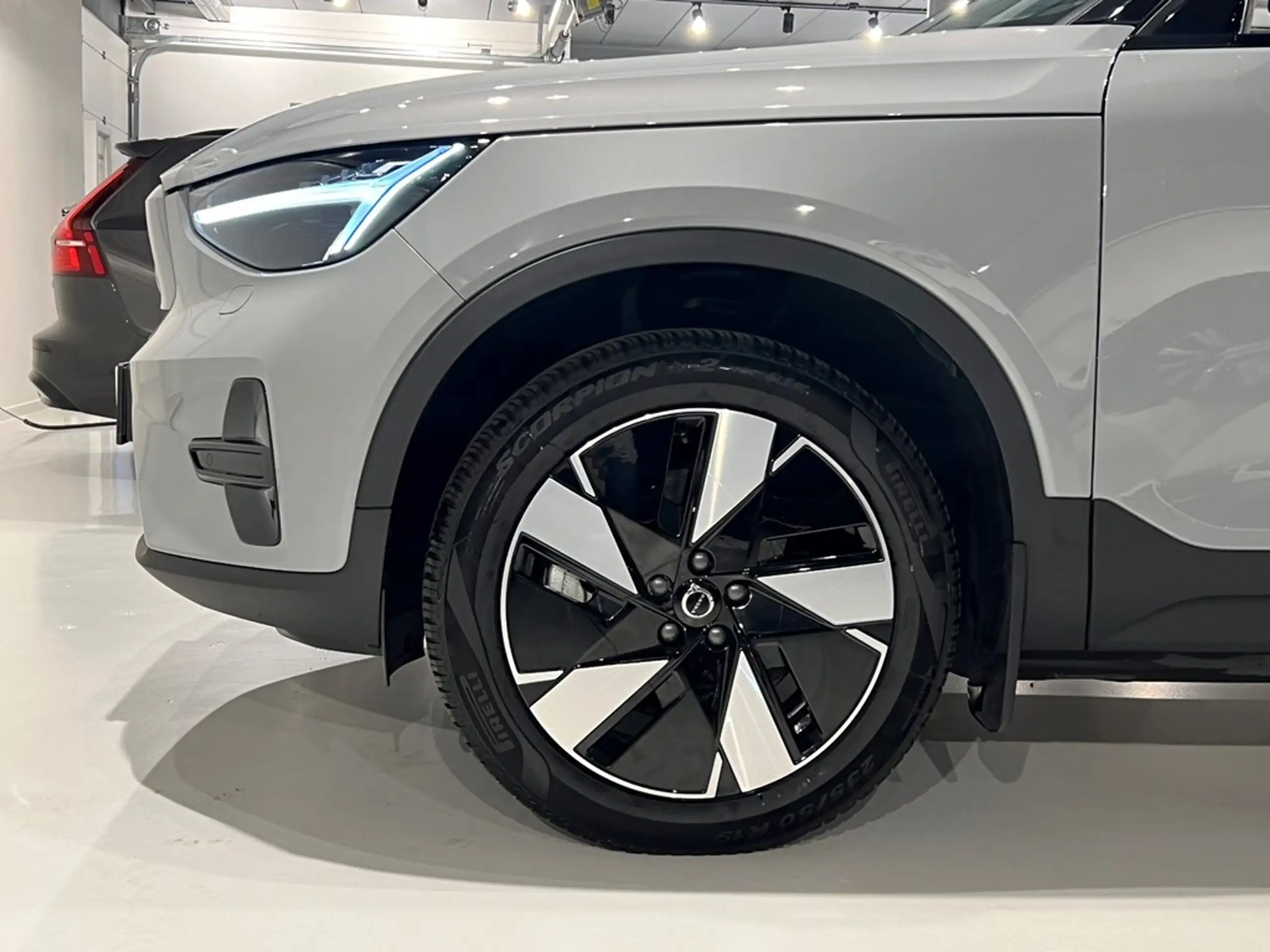 Volvo - XC40