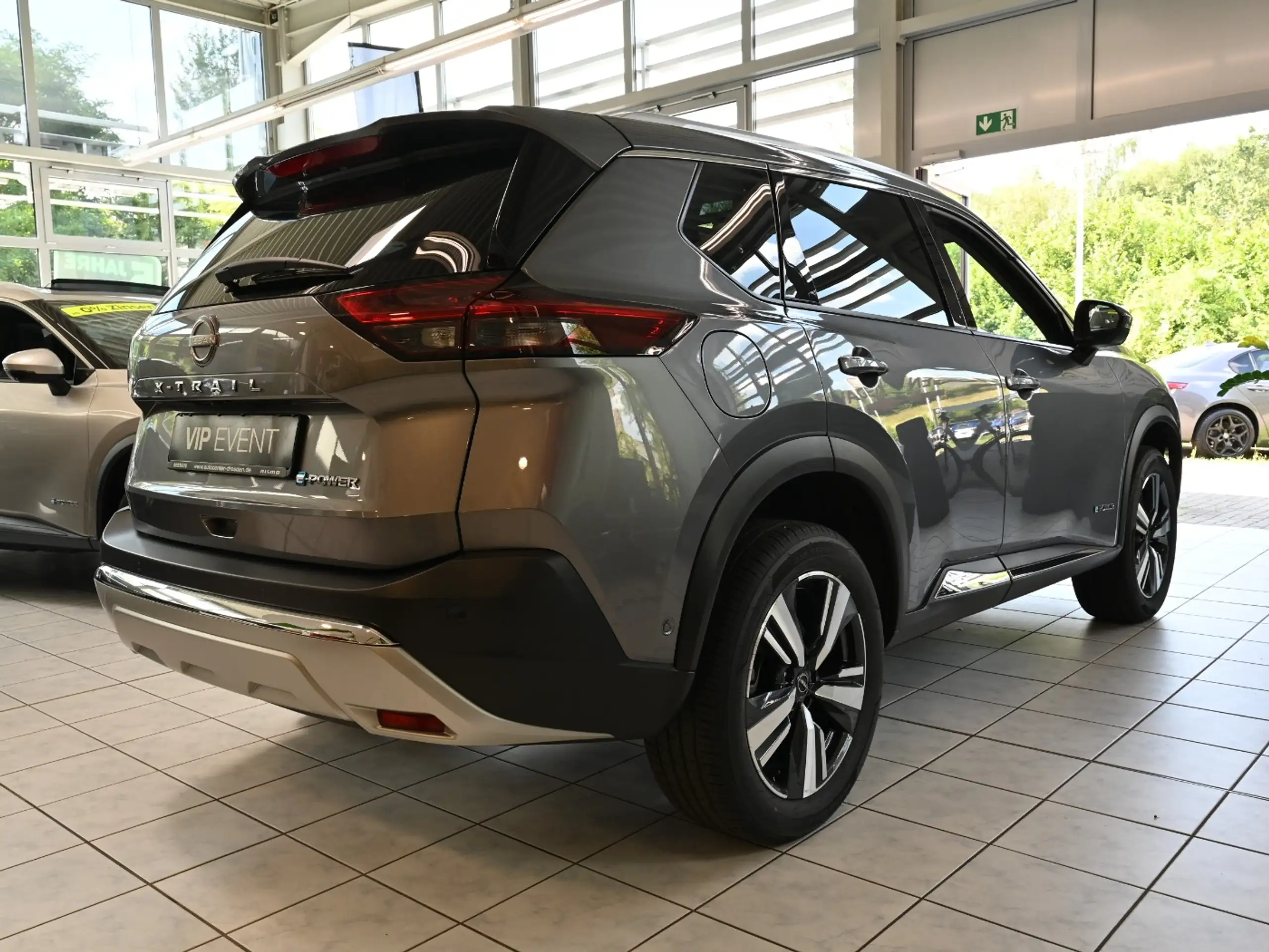 Nissan - X-Trail