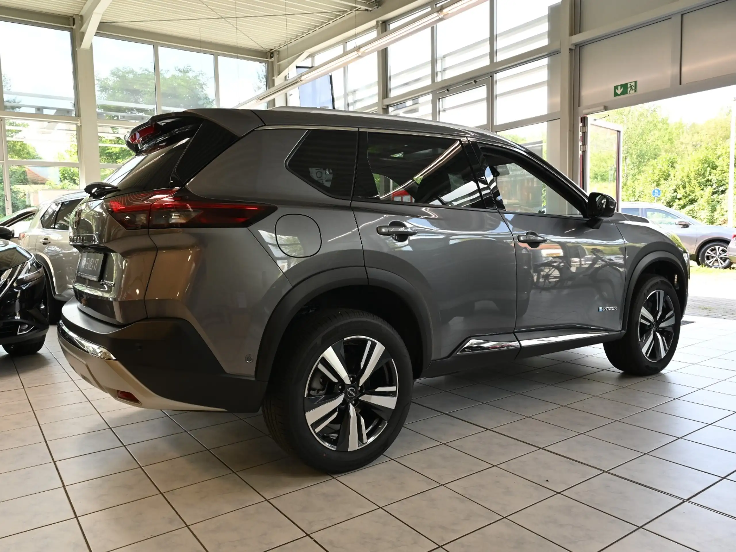 Nissan - X-Trail