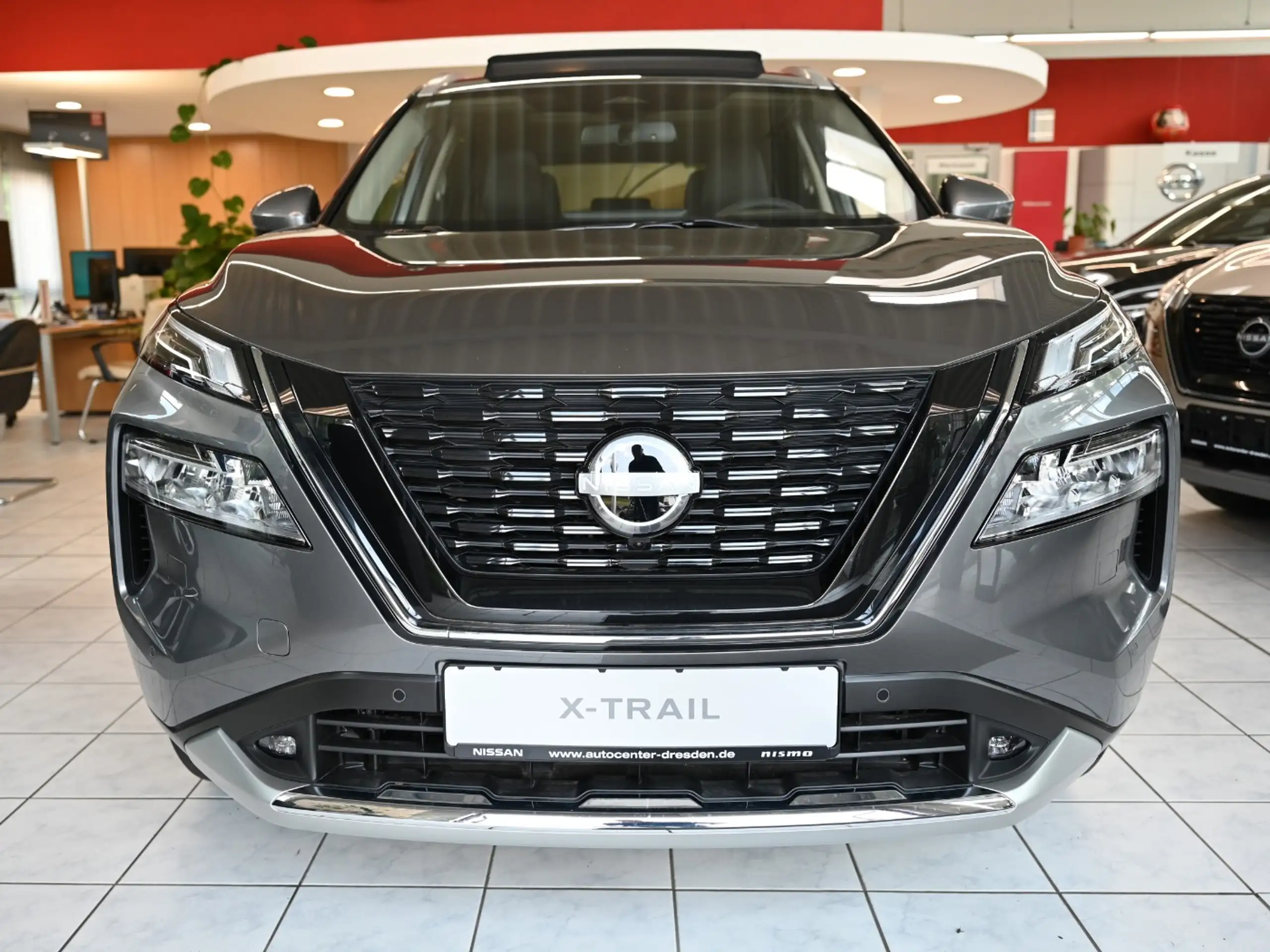 Nissan - X-Trail