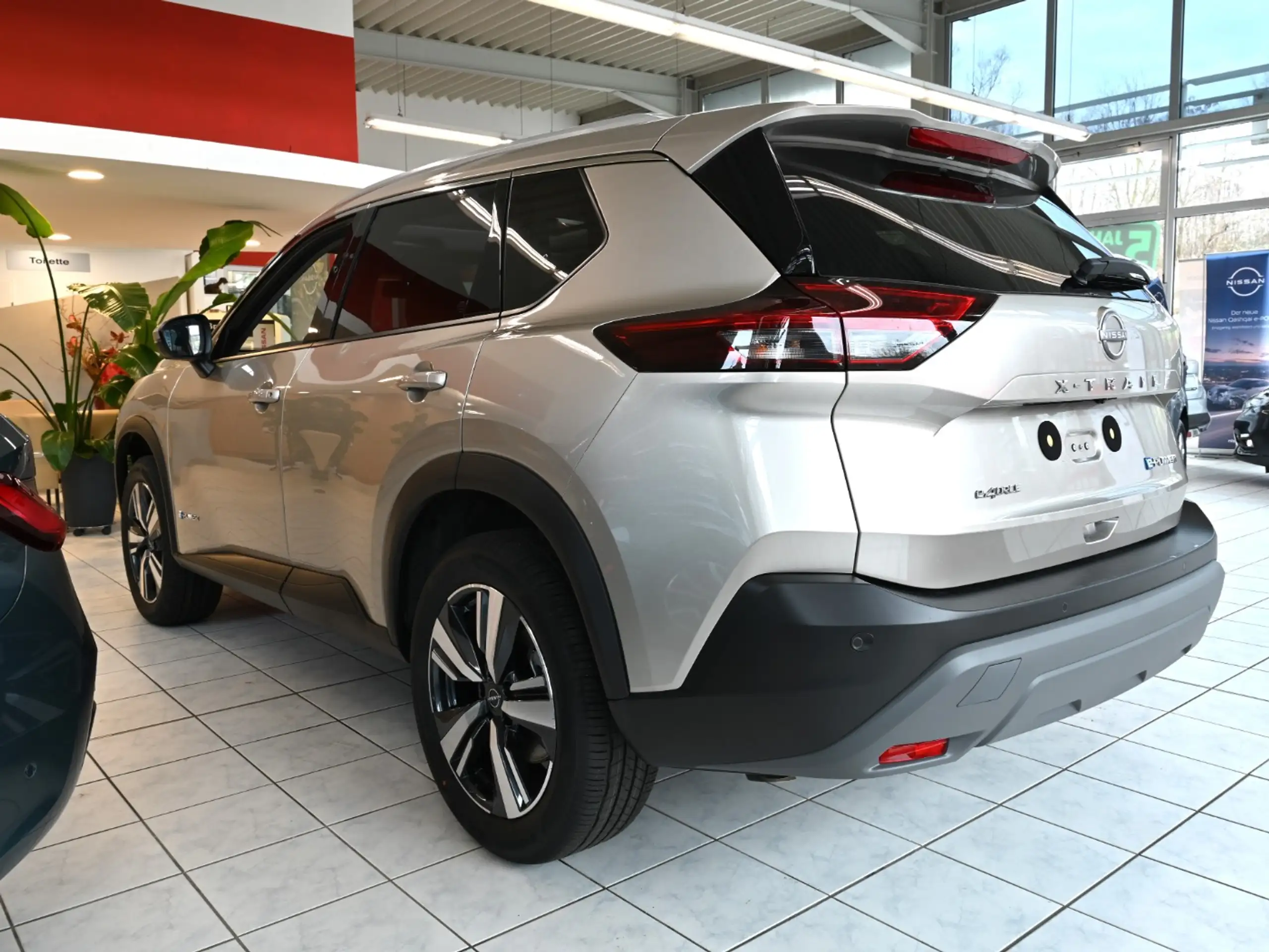 Nissan - X-Trail