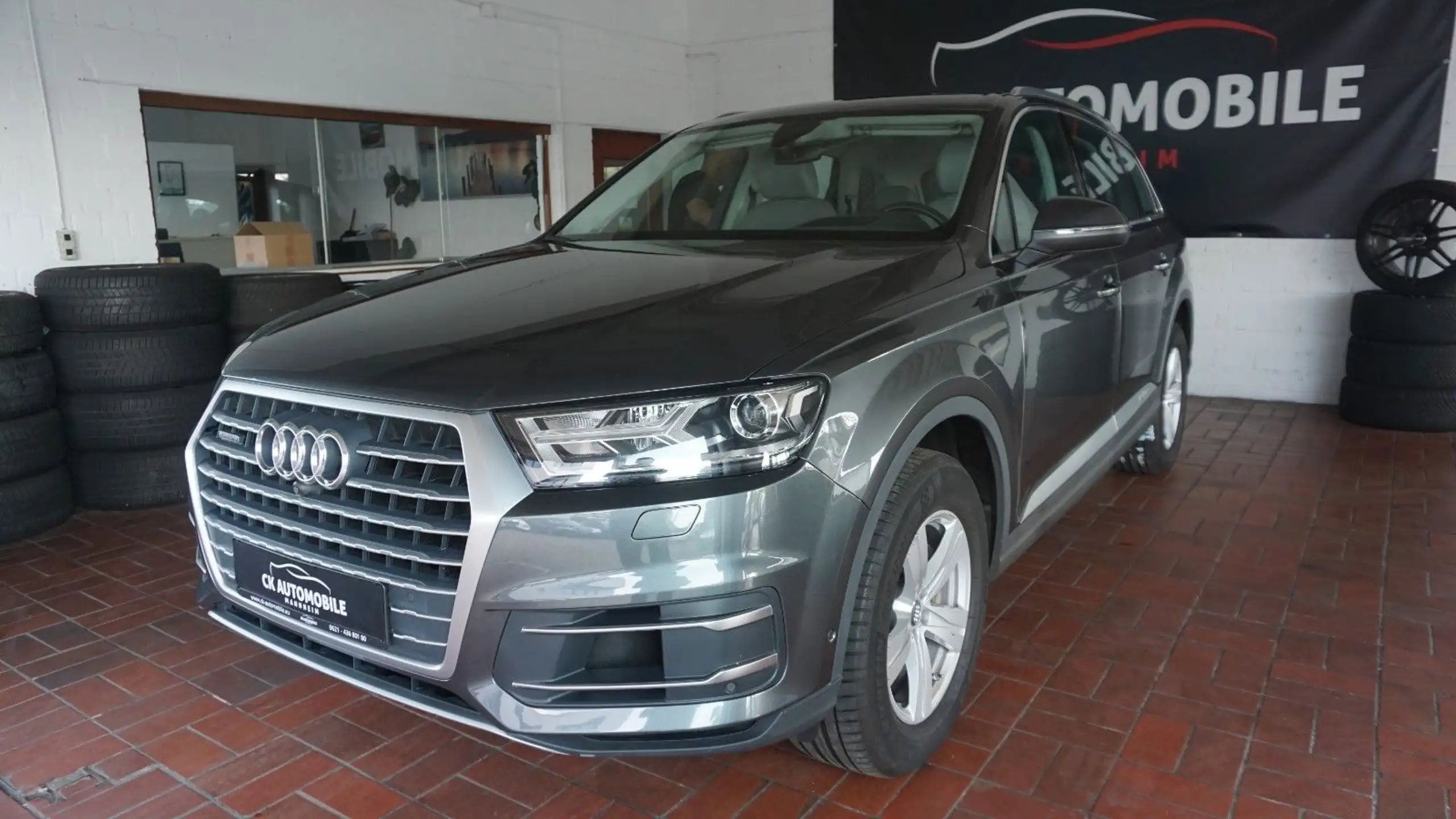 Audi - Q7