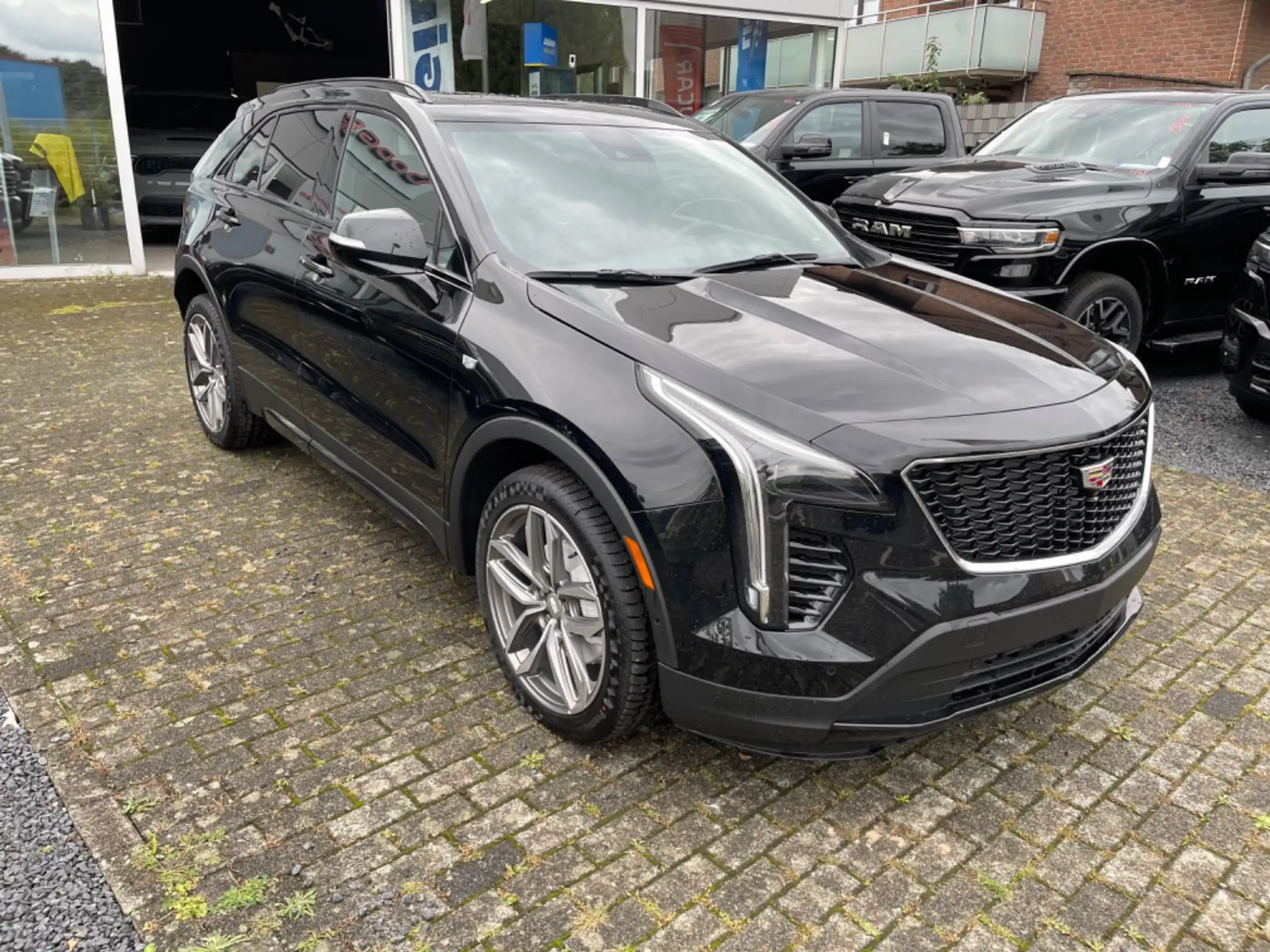 Cadillac - XT4