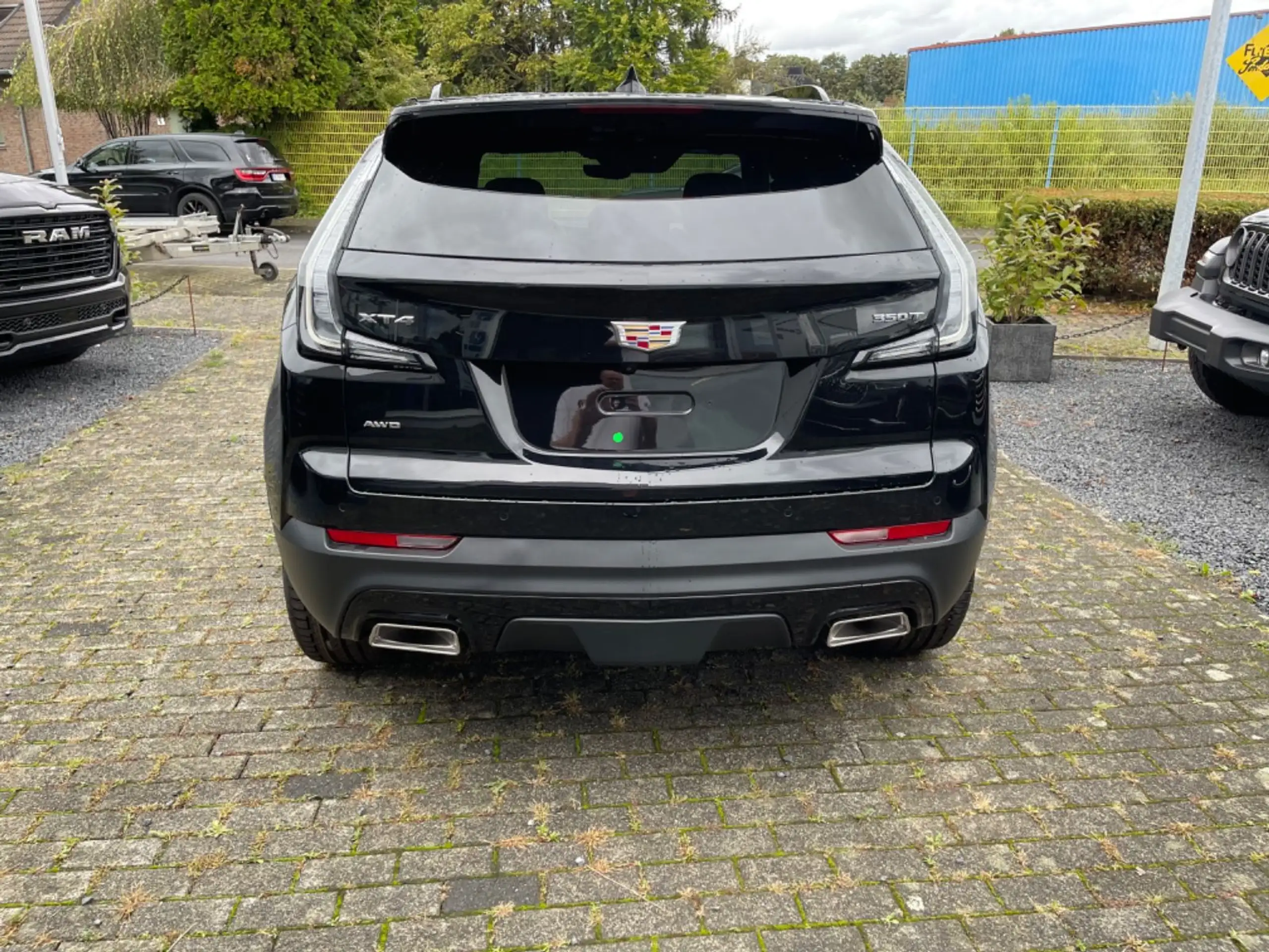 Cadillac - XT4