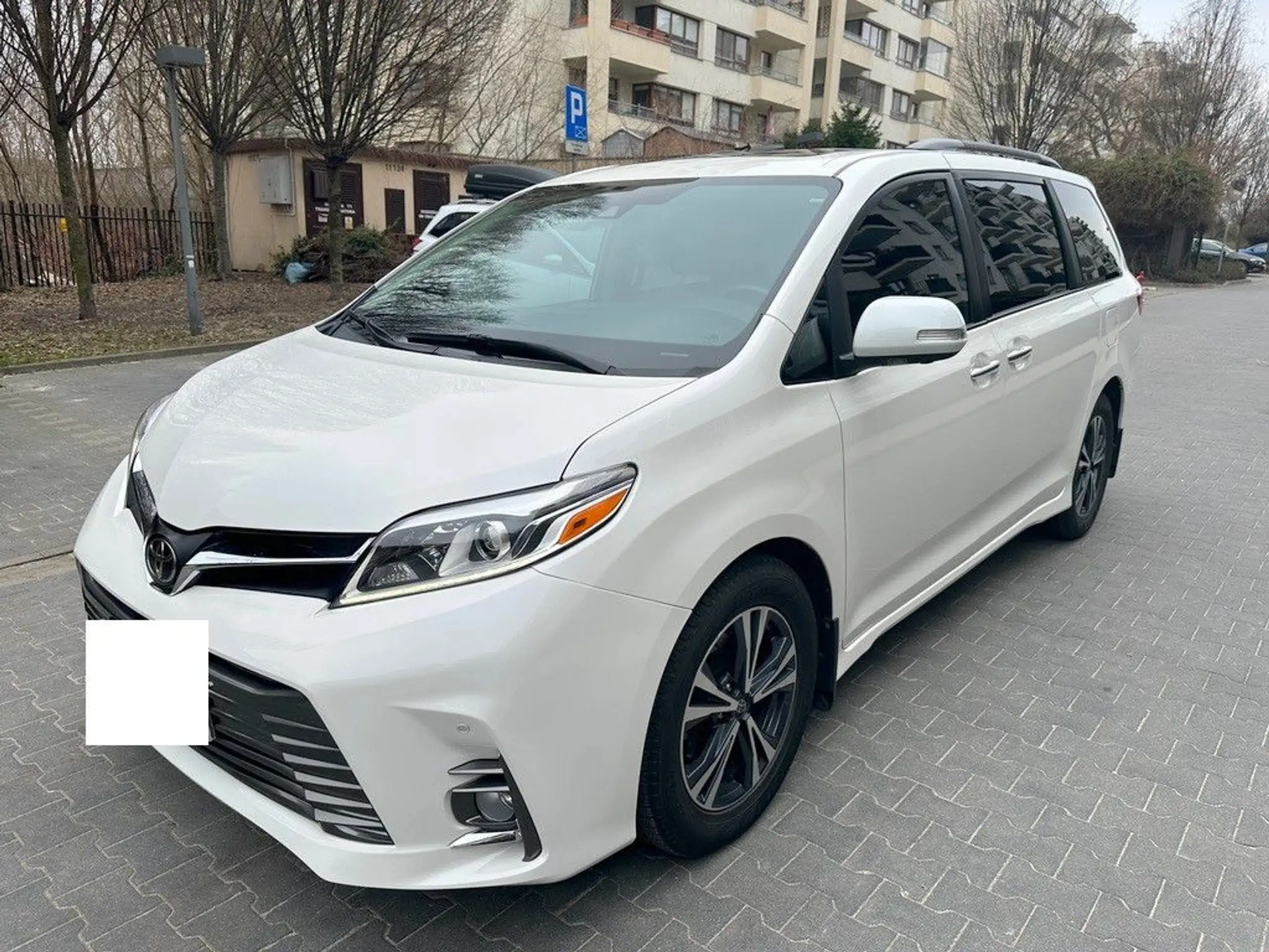 Toyota - Sienna