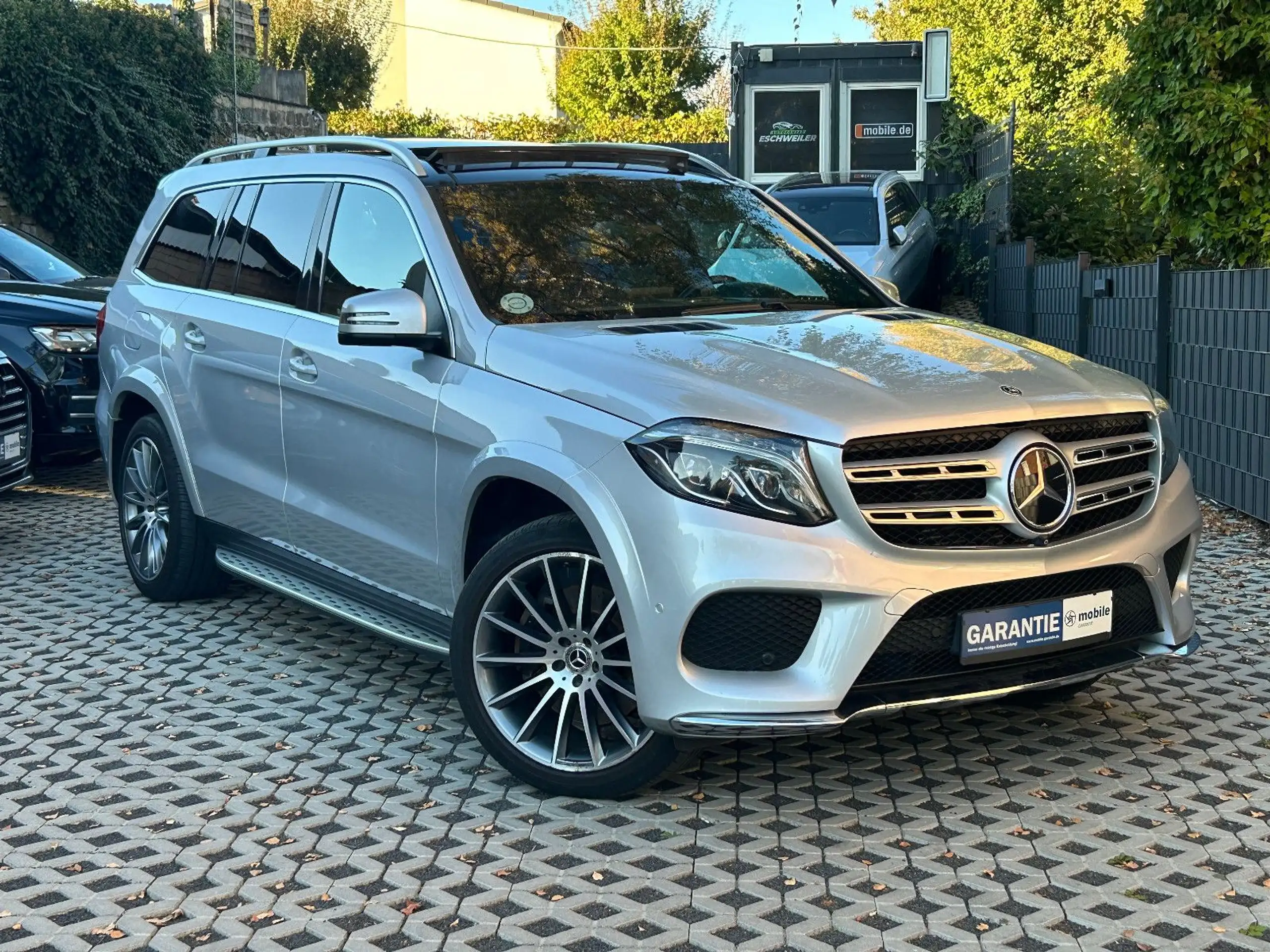 Mercedes-Benz - GLS 350