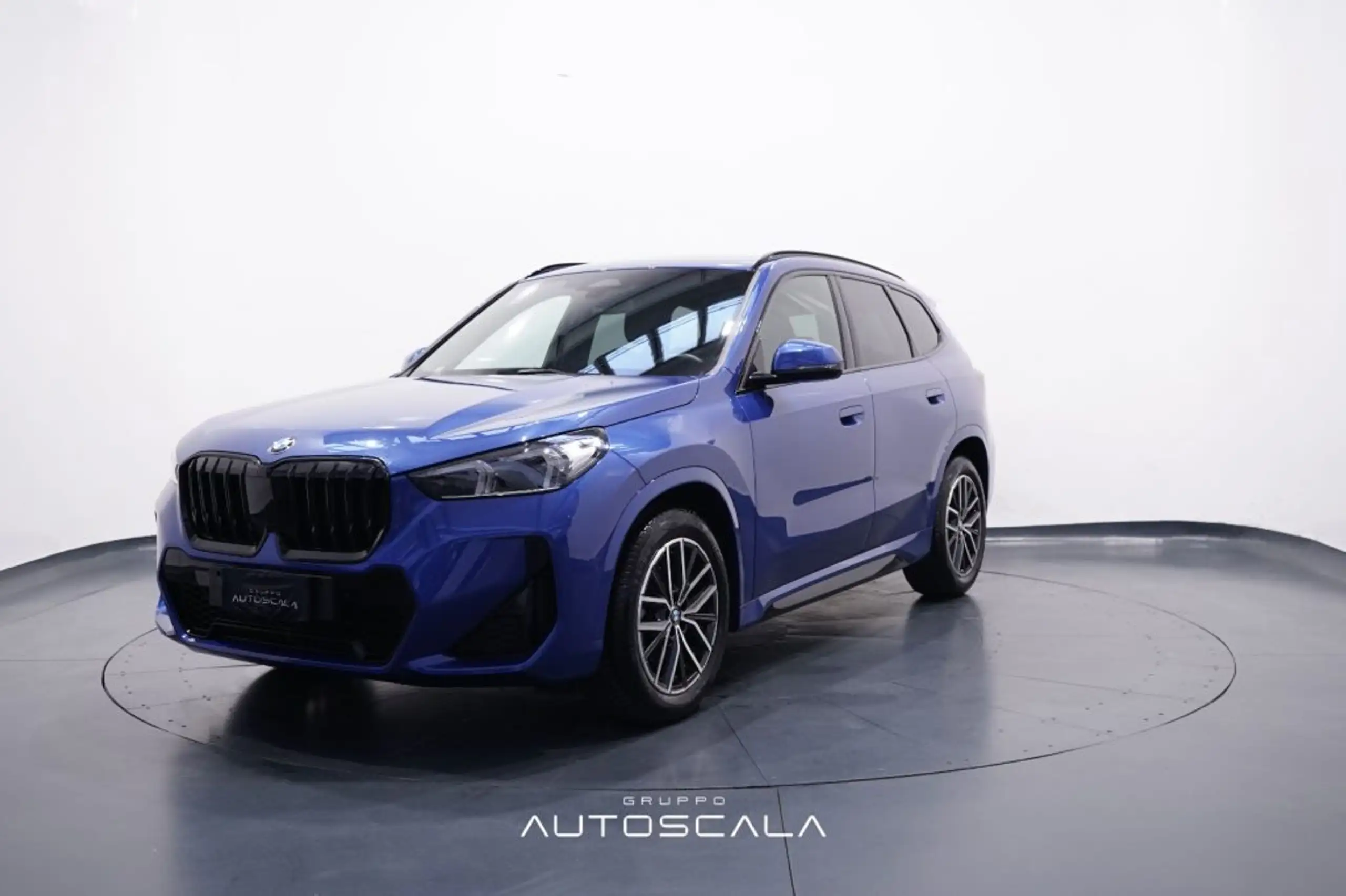 BMW - X1