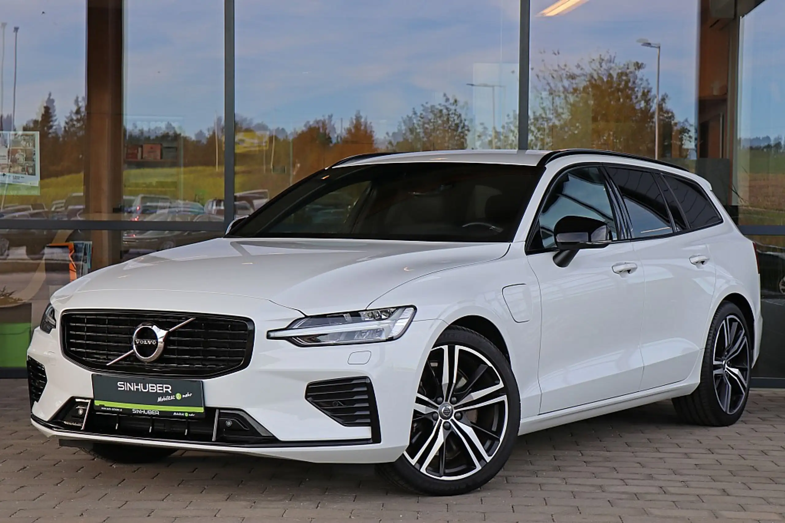 Volvo V60 2022