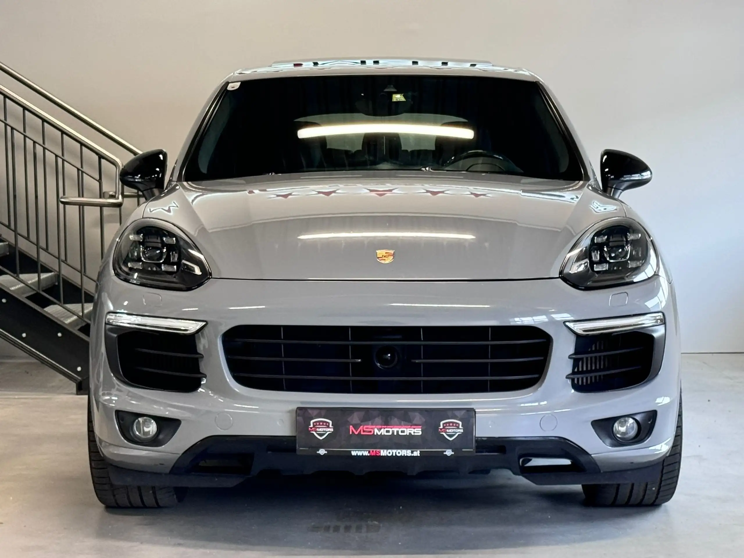 Porsche - Cayenne