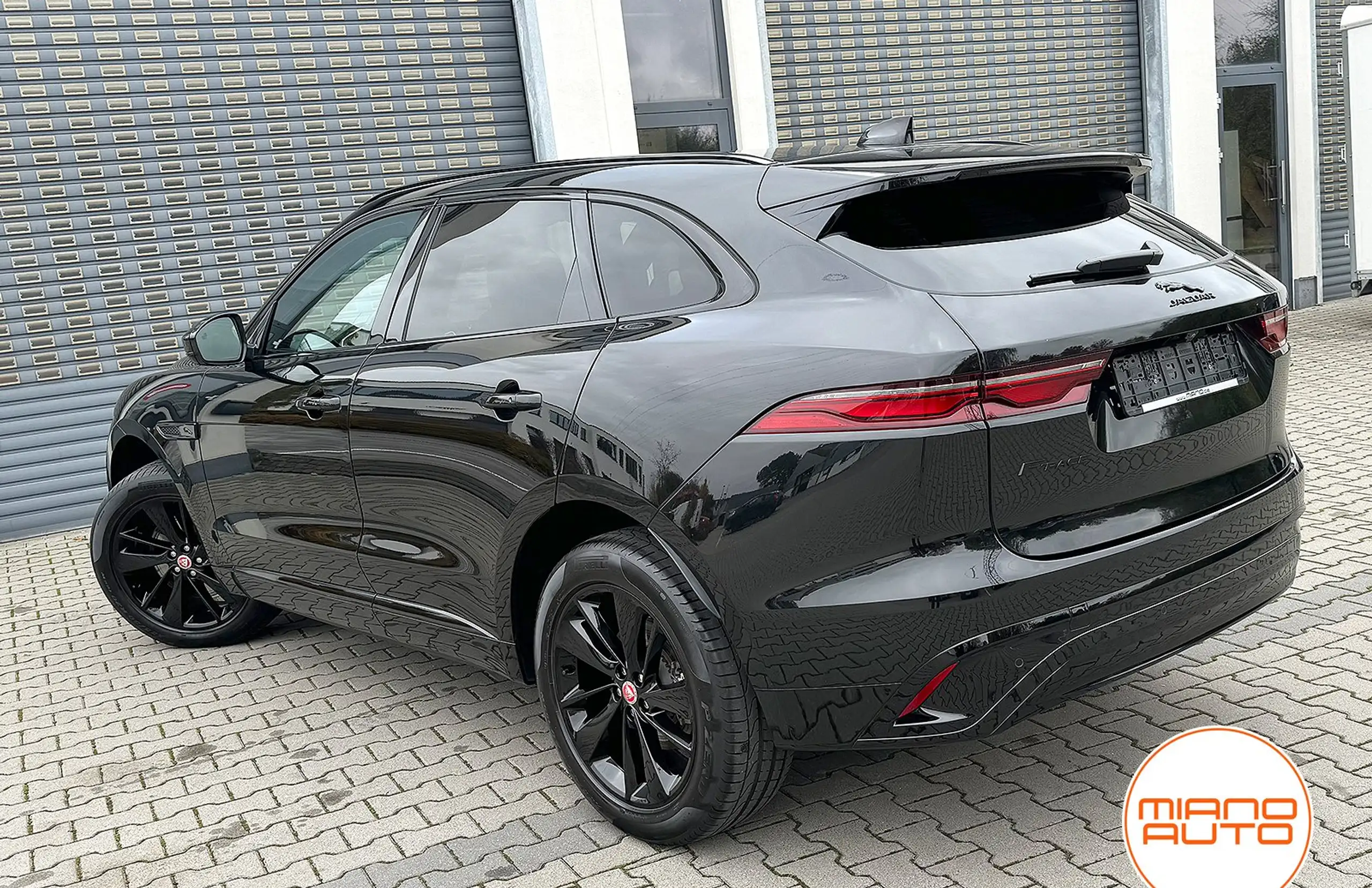 Jaguar - F-Pace