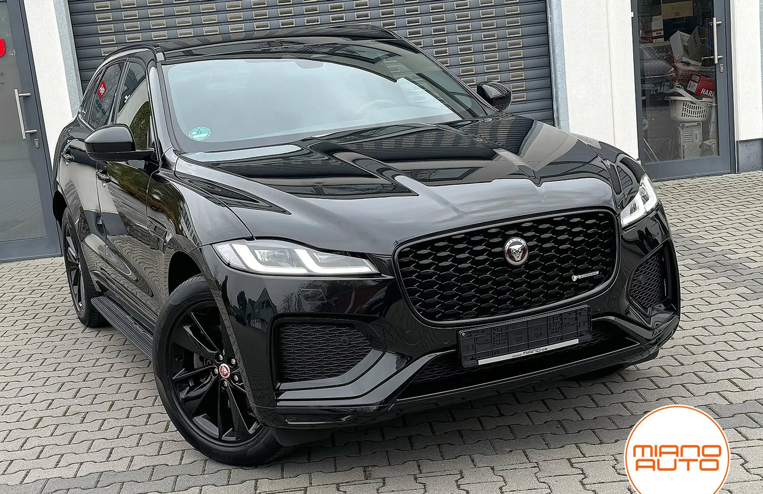 Jaguar - F-Pace