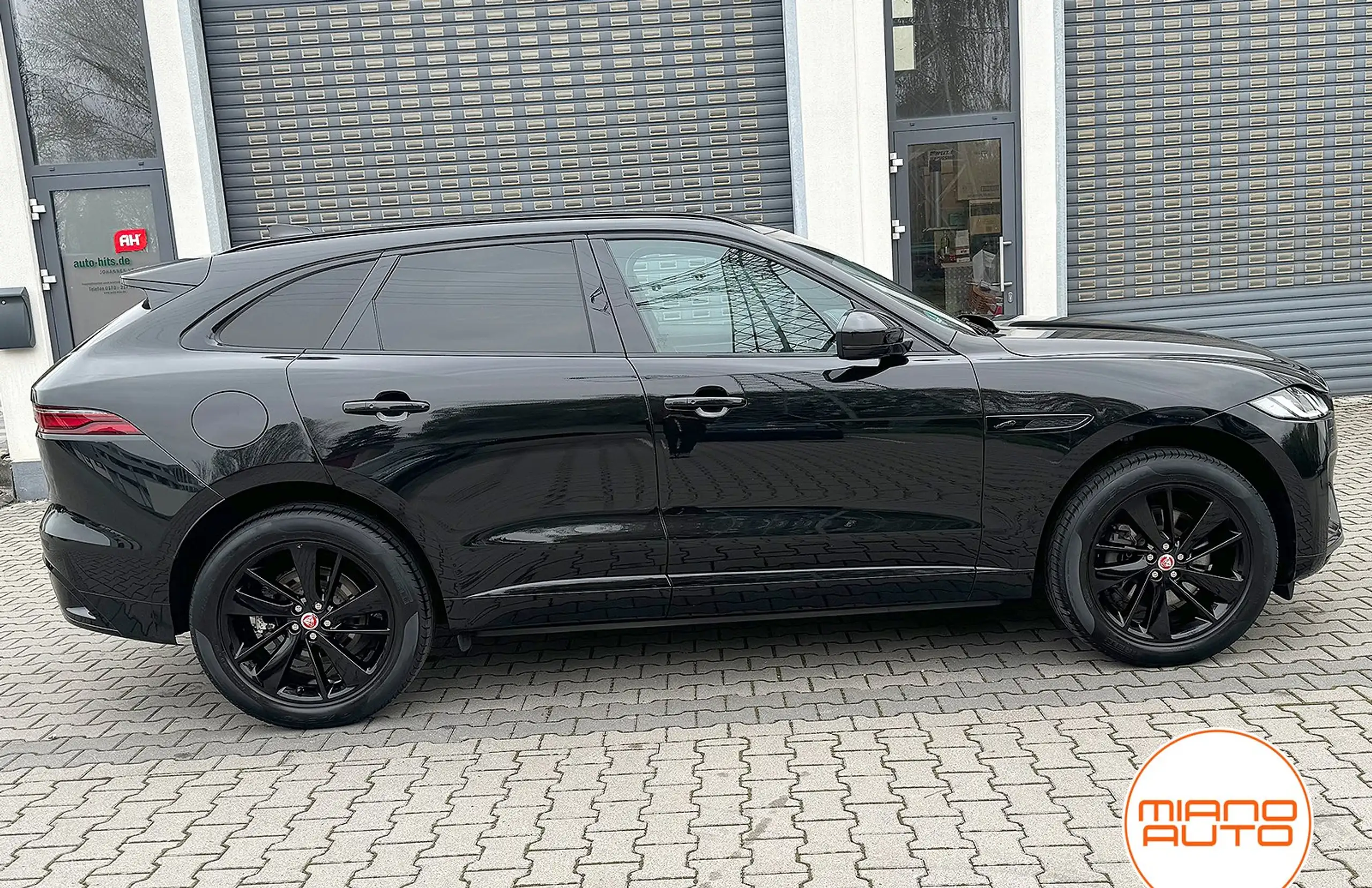 Jaguar - F-Pace