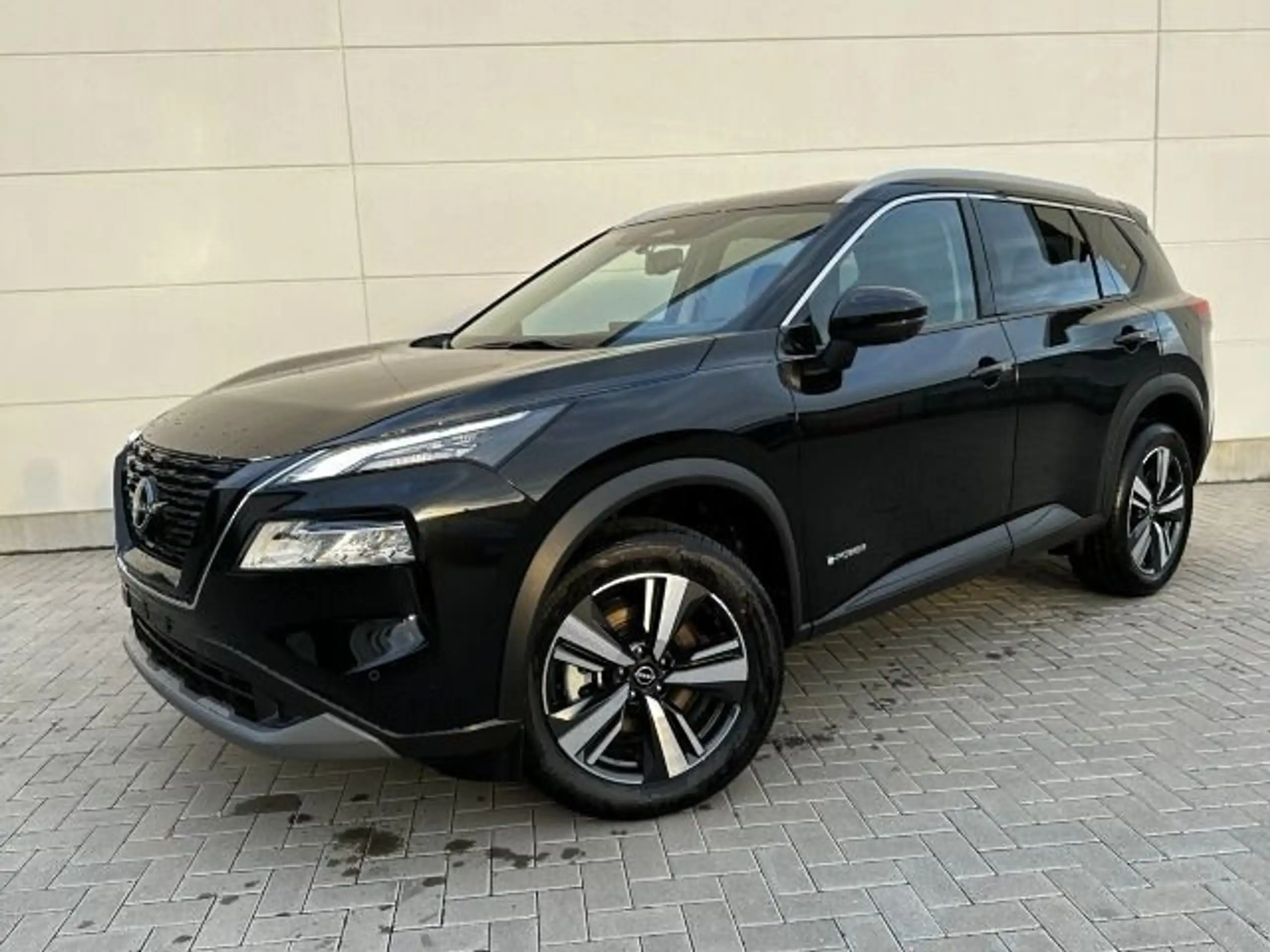 Nissan - X-Trail