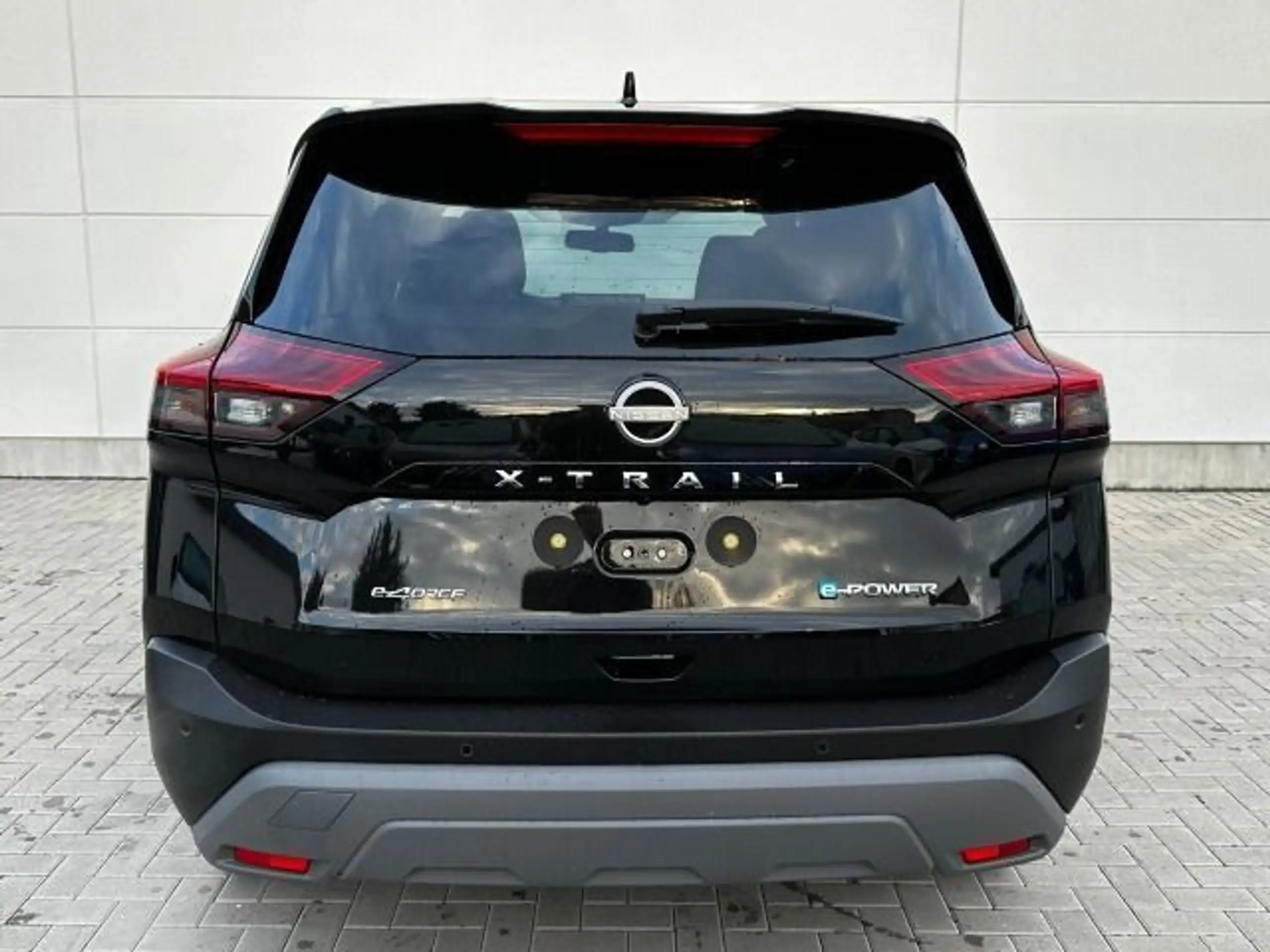 Nissan - X-Trail