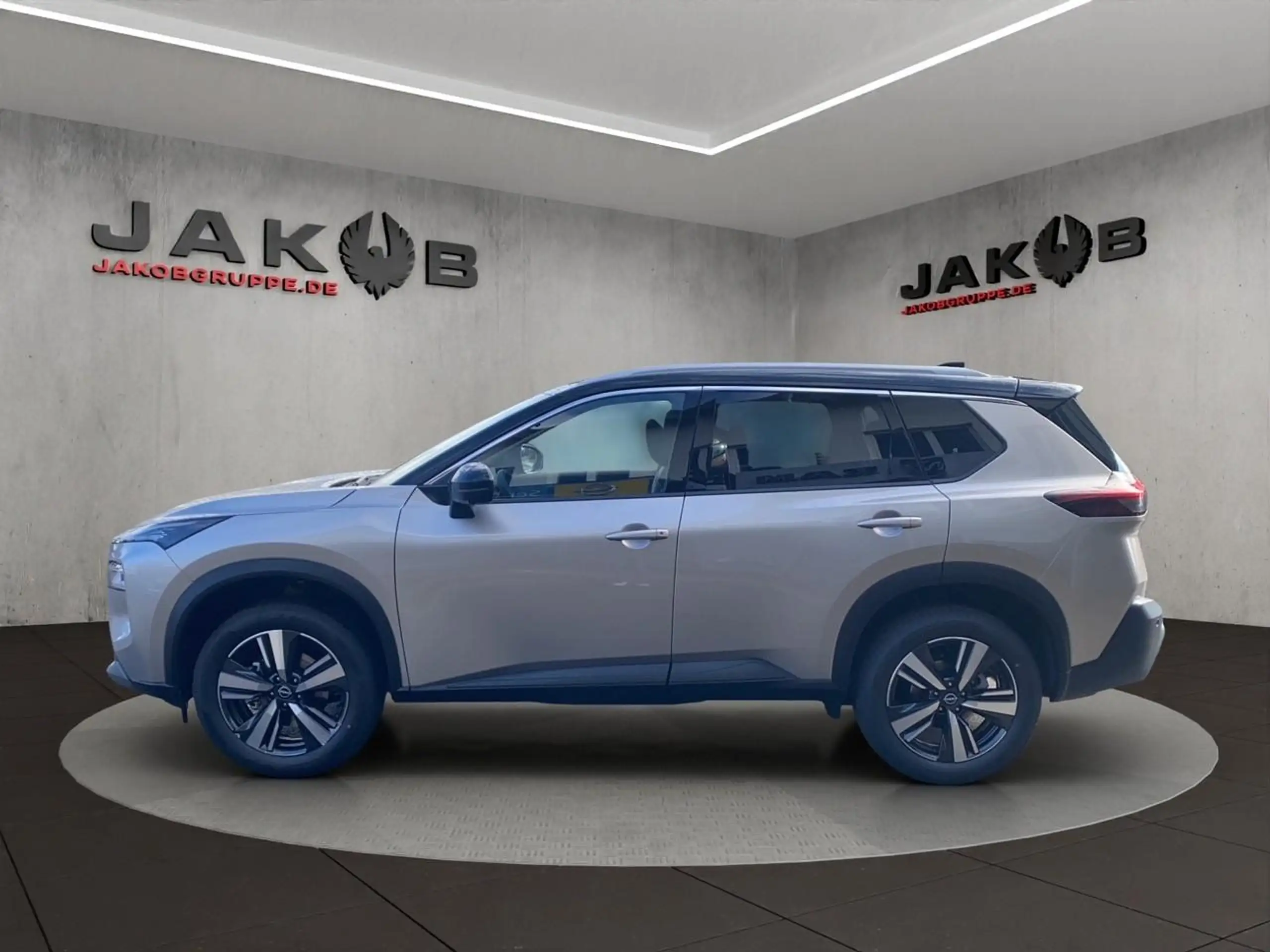 Nissan - X-Trail