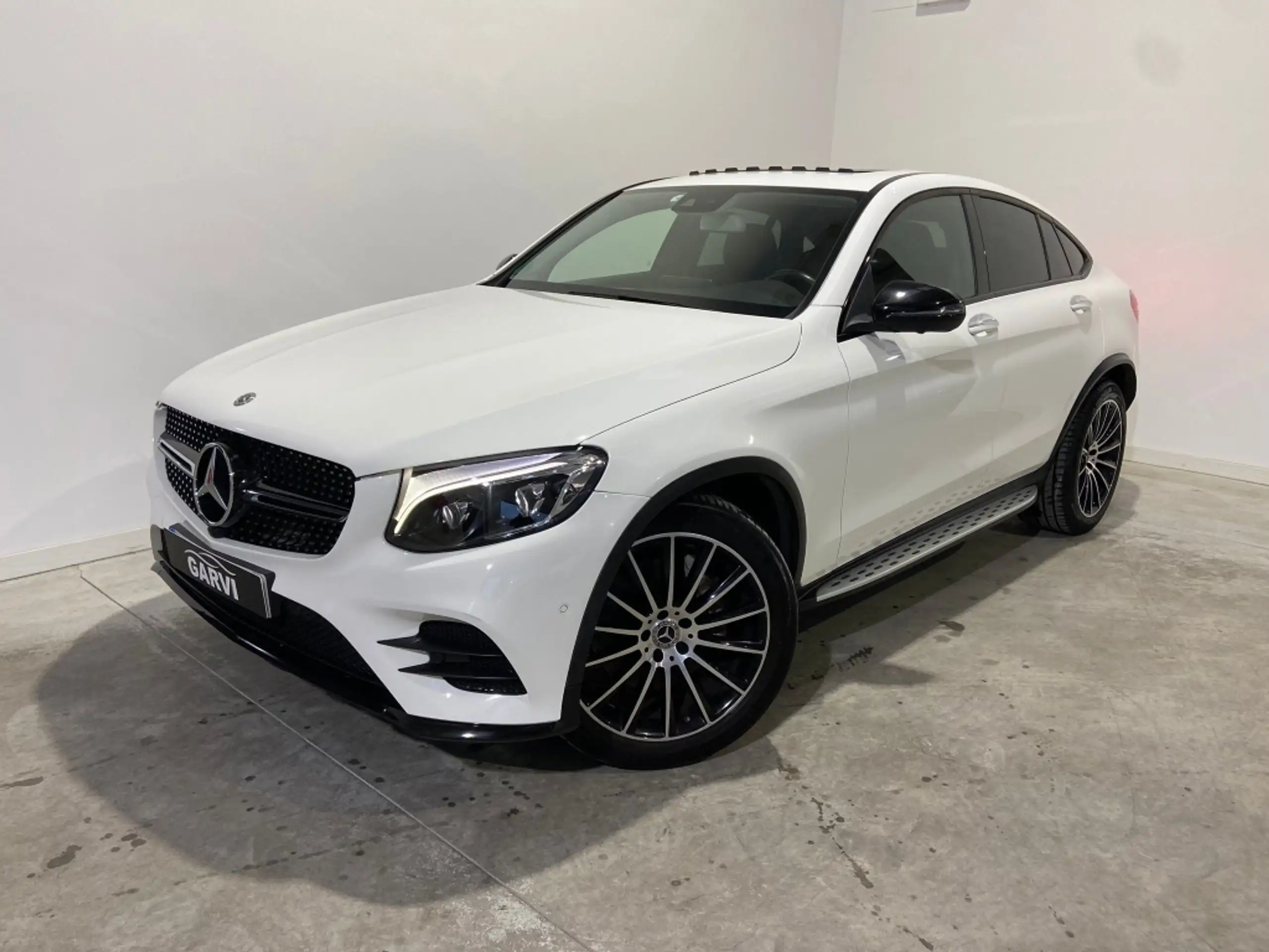 Mercedes-Benz - GLC 350