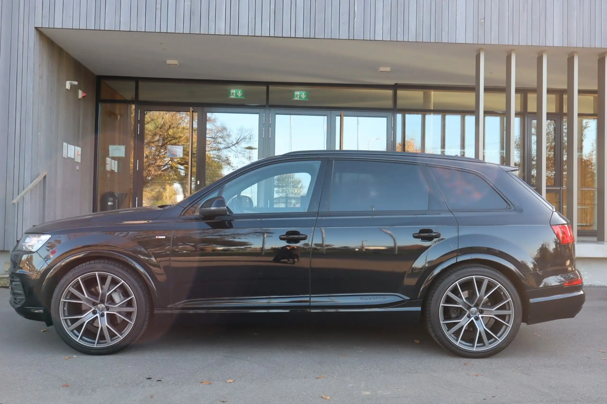 Audi - Q7